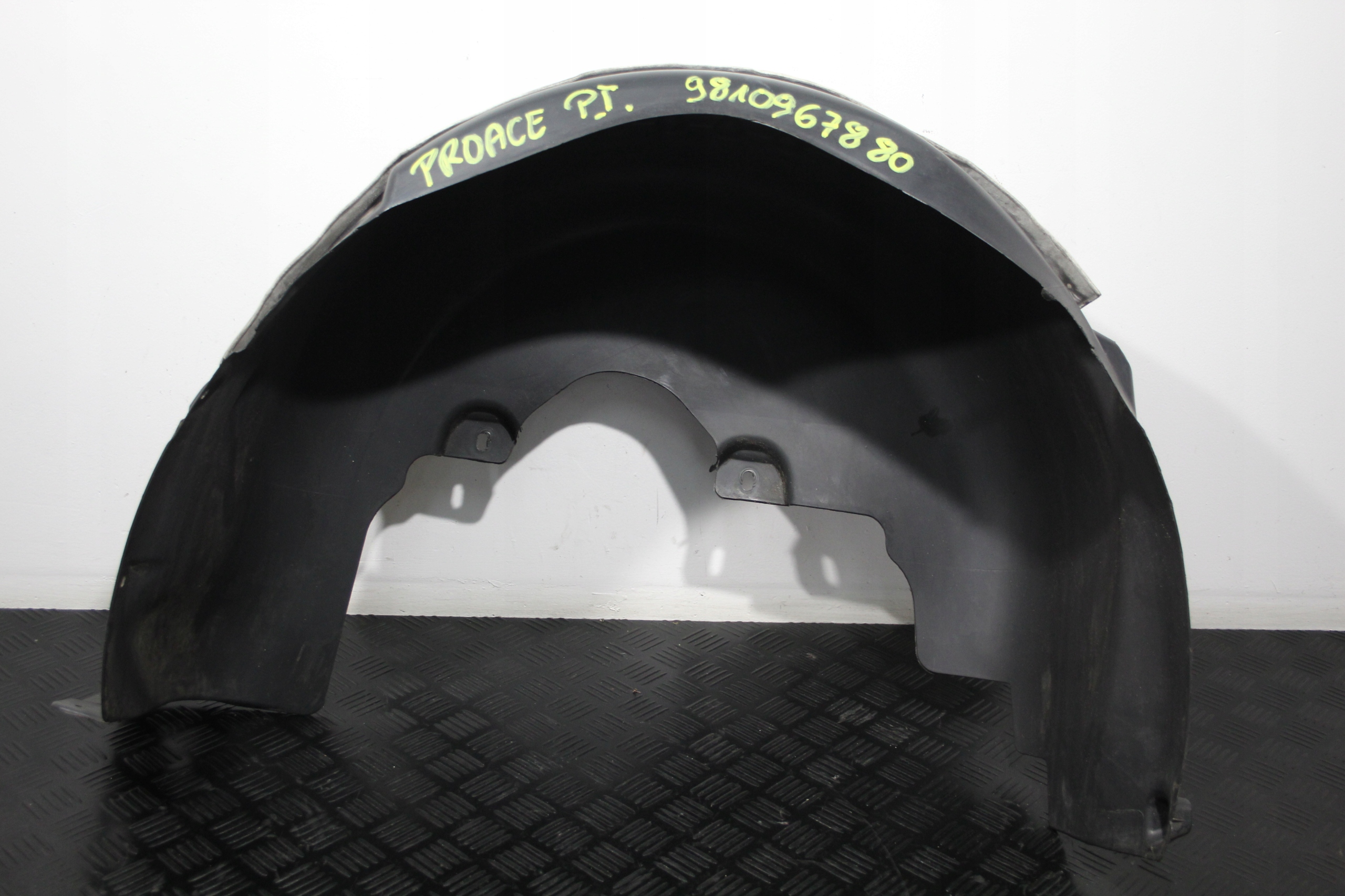mudguard right rear part TOYOTA PROACE VERSO II 2
