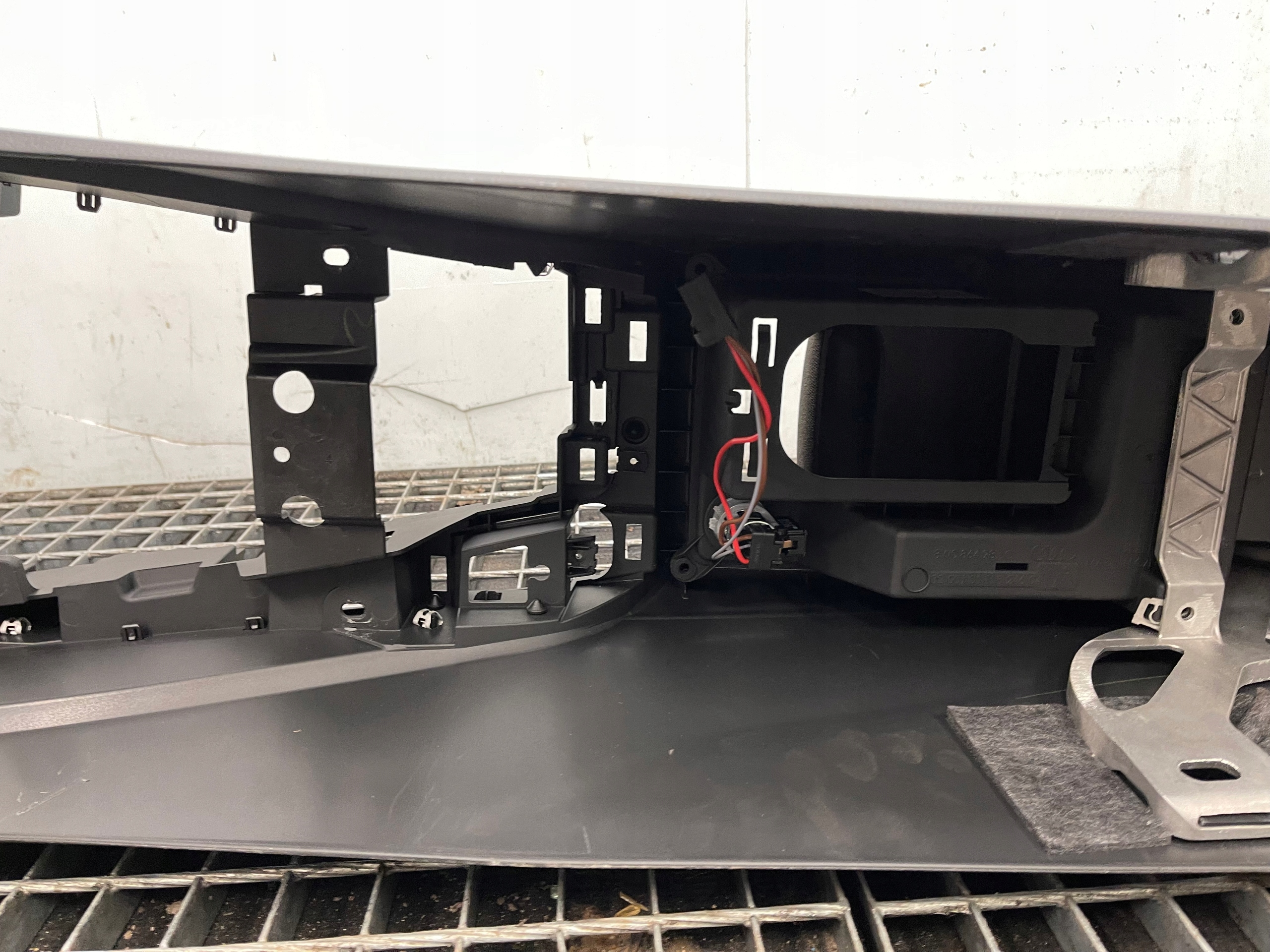 TUNEL bracciolo EUROPA Originale 8W1 AUDI A4 B9 8W