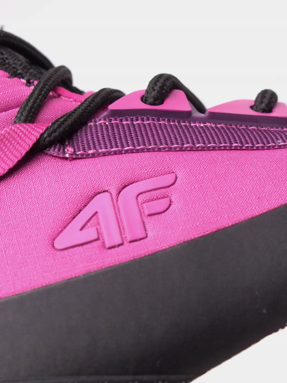 BUTY ZIMOWE DZIEWCZĘCE 4F TRZEWIKI TRAPERY DZIECIĘCE OBUWIE AW22F009 Rozmiar (new) 38