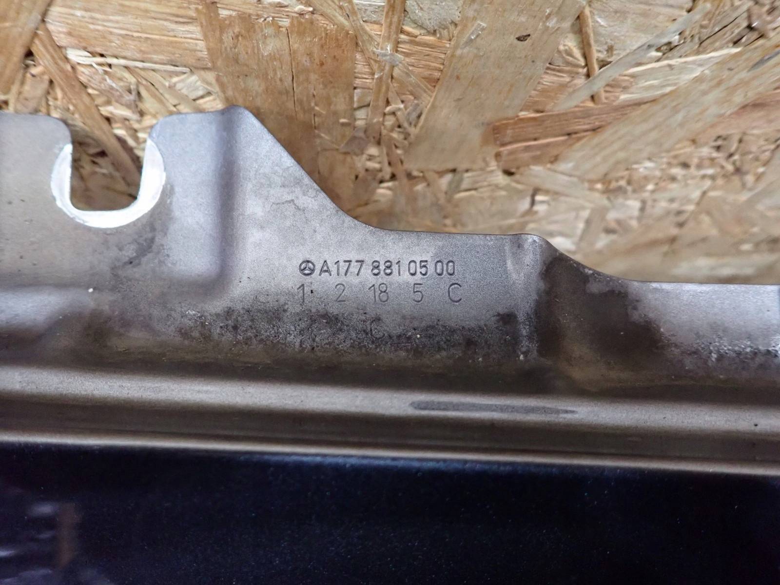 fender left front front MERCEDES A KLASA 177 2018