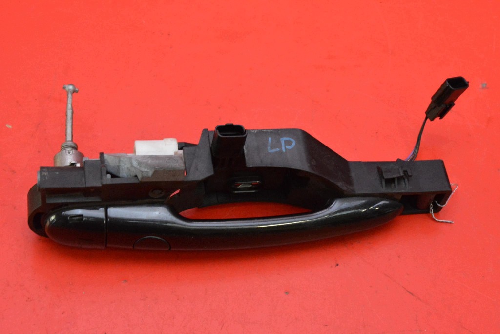 handle left front front NV676 RENAULT LAGUNA 3 III LIFT 11-15