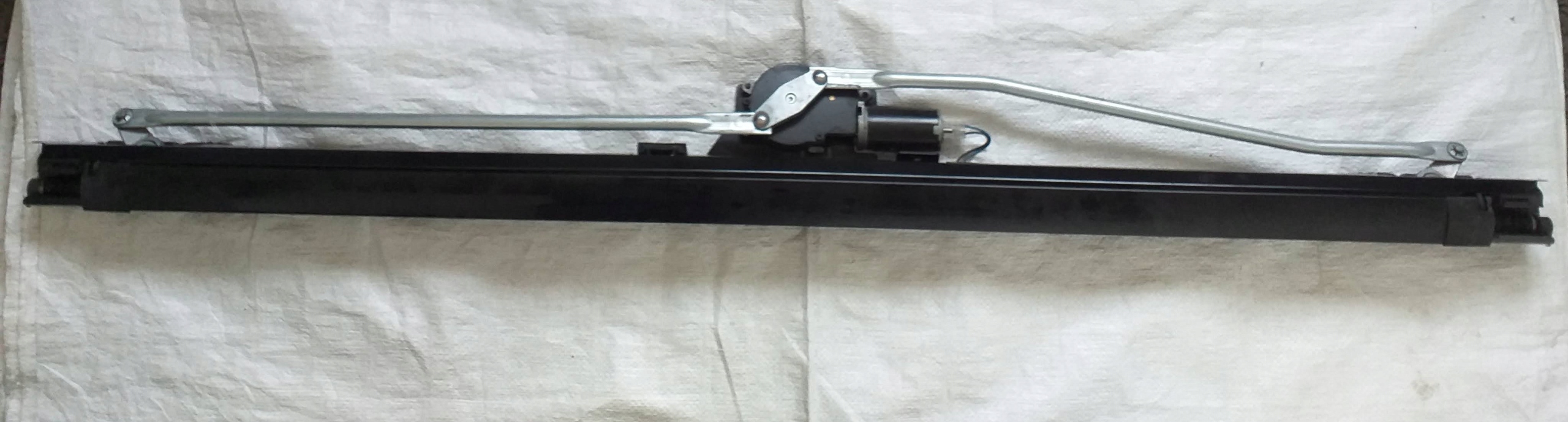 BMW 7 F01 электрические жалюзи заднего стекла 9129058