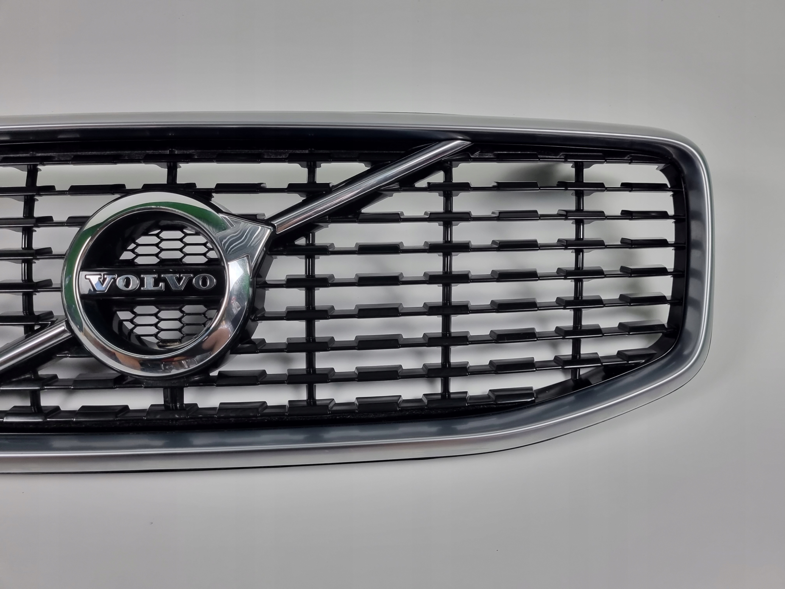 Volvo XC60 Kühlergrill FRONTGRILL Kühlergitter 31425334 - Thumbnail 4