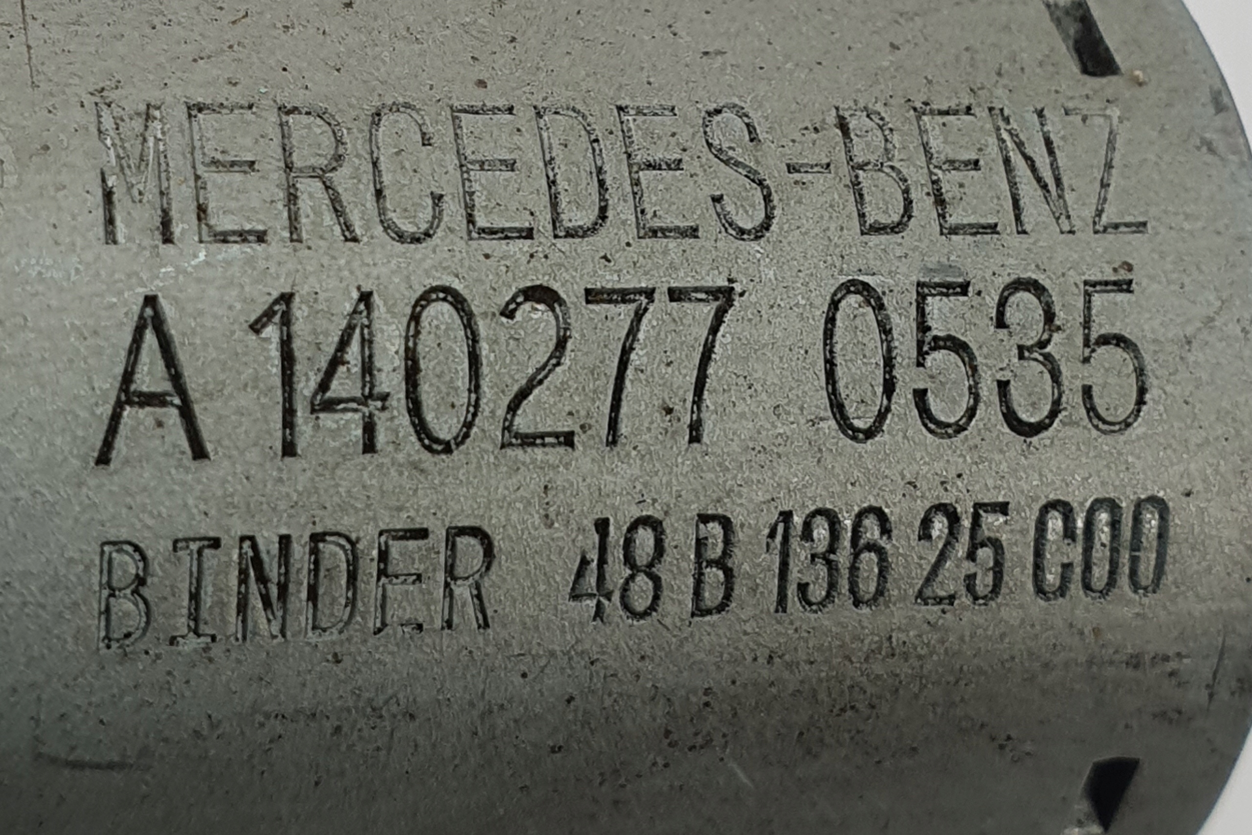 ELEKTROZAWOR SKRZYNI JAGUAR XKR A1402770535 Gearbox type Automatic