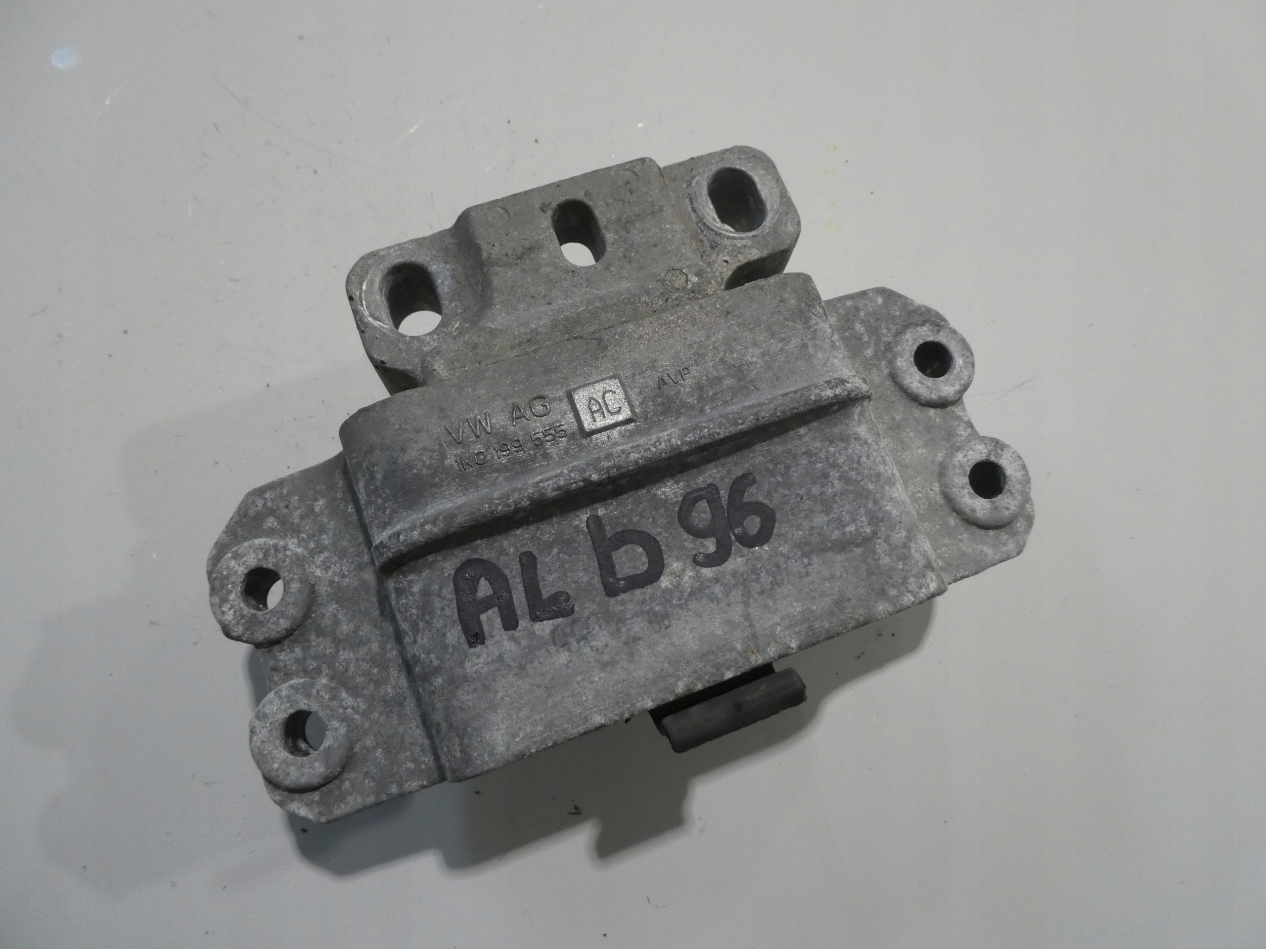 holder gearbox mounting 1K0199555AC AUDI VW SEAT