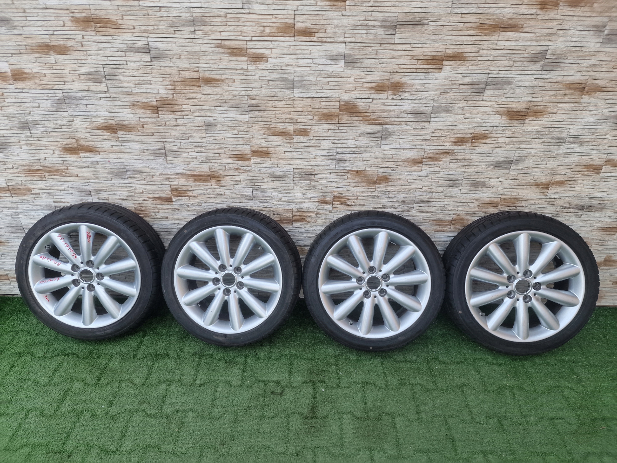 Легкосплавні диски колеса шини міні F55 F56 6855108