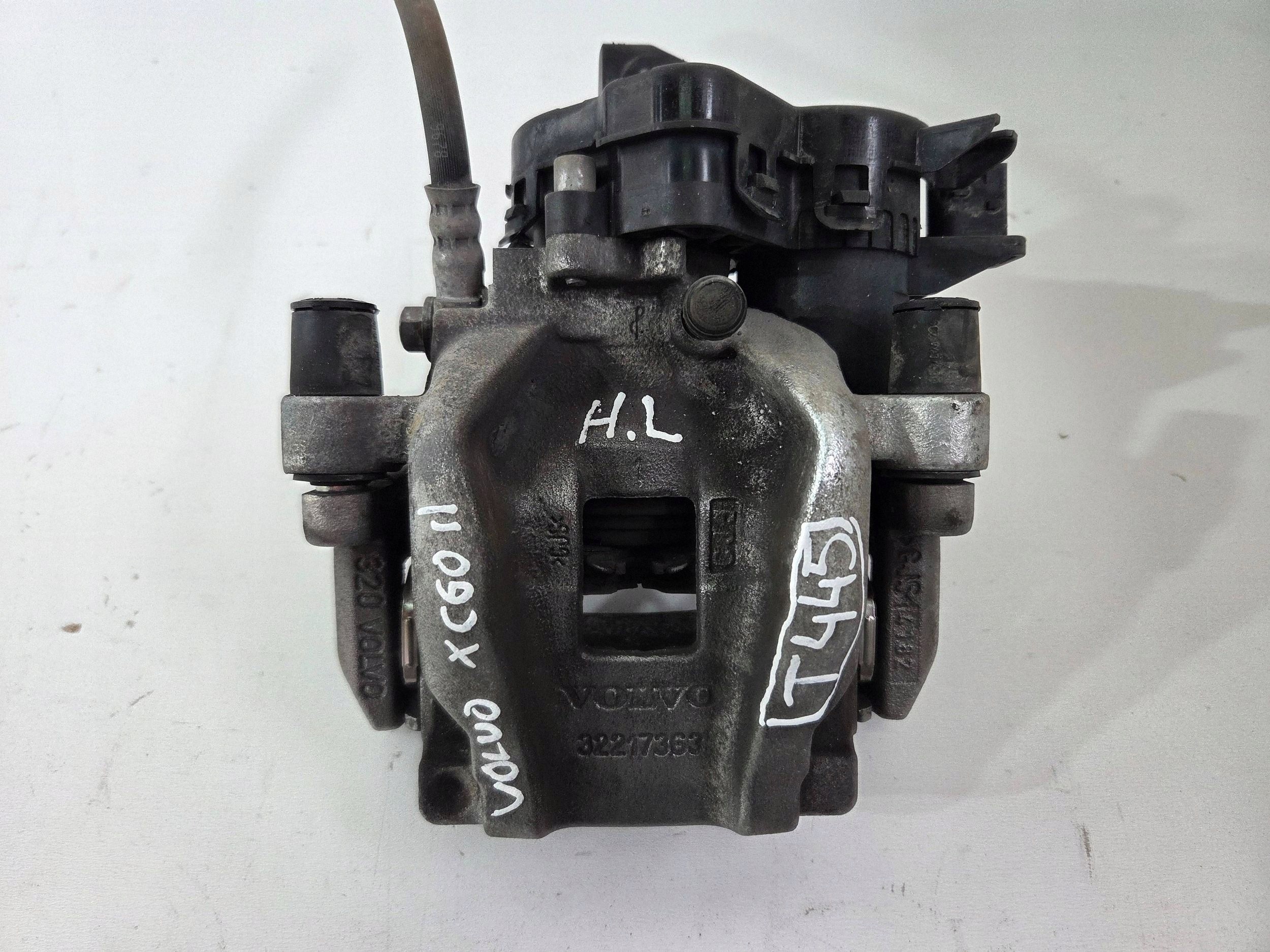 Volvo XC60 II caliper brake rear left 32217363 (T445)