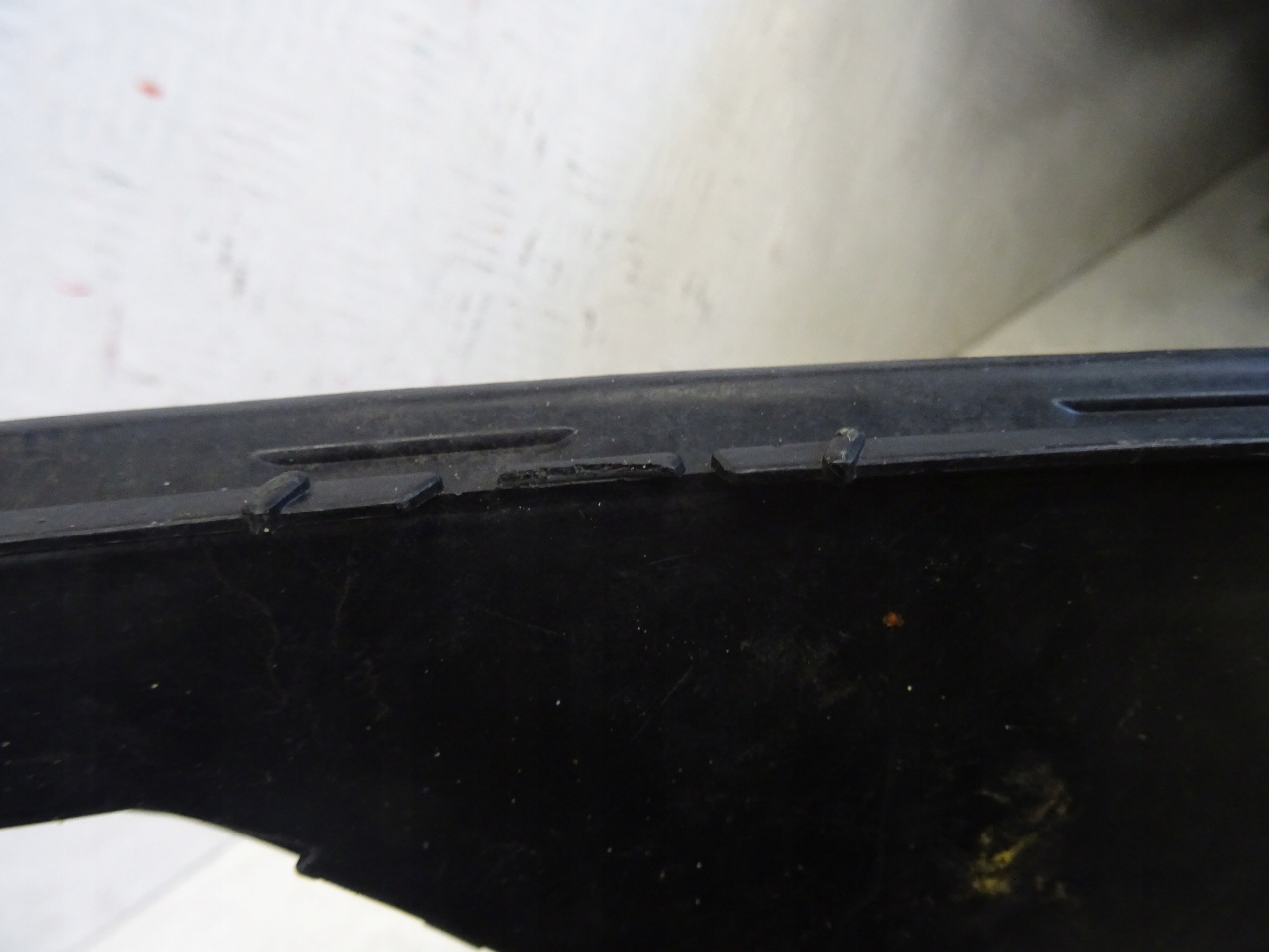 grid of a bumper front front left AUDI A5 8T S-LINE LIFT