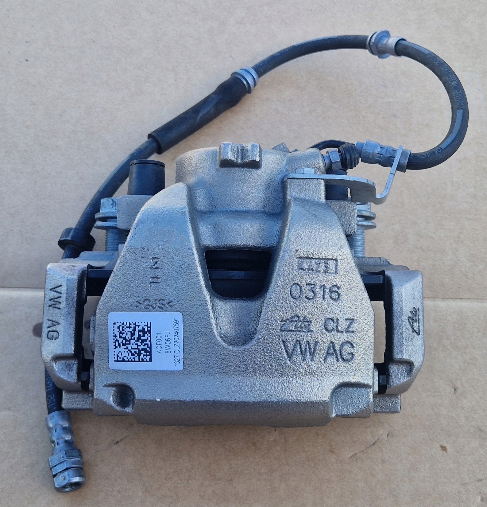 caliper brake front AUDI A4 B9 AUDI A5 8W06FJ right as new