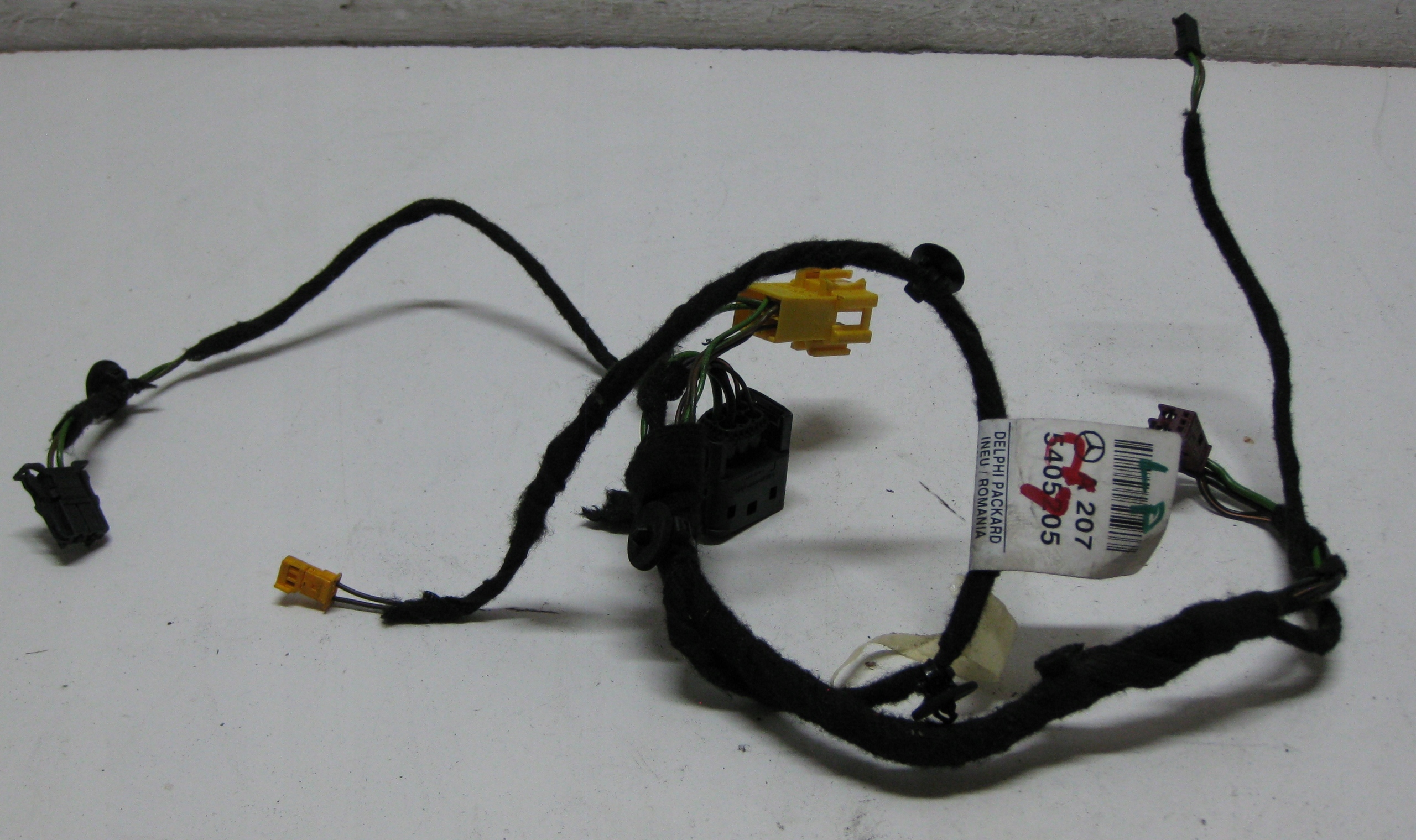 MERCEDES W207 bundle door left front A2075405205
