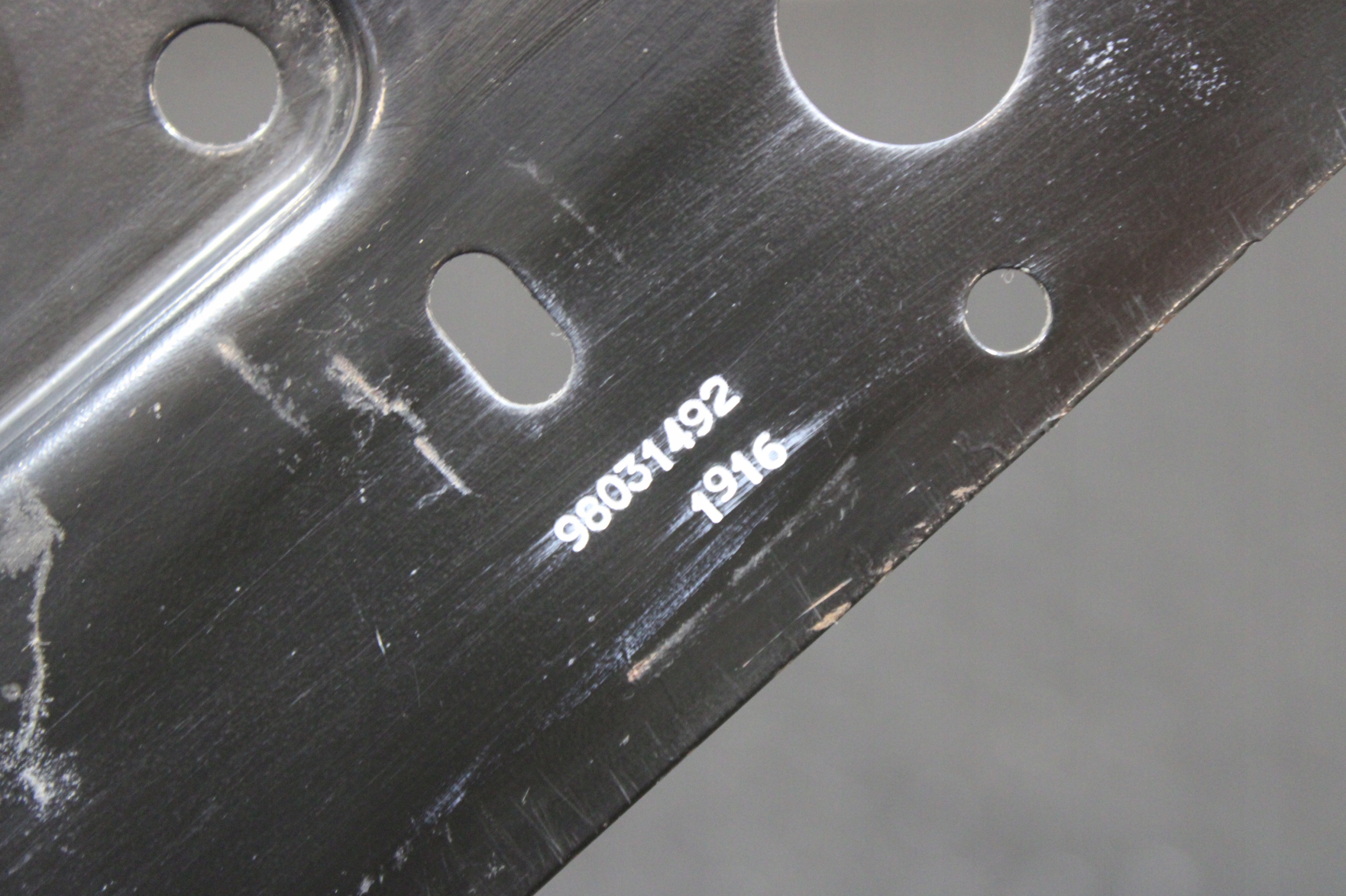 support bracket PEUGEOT 308 T9 GT-LINE SW 980314921916