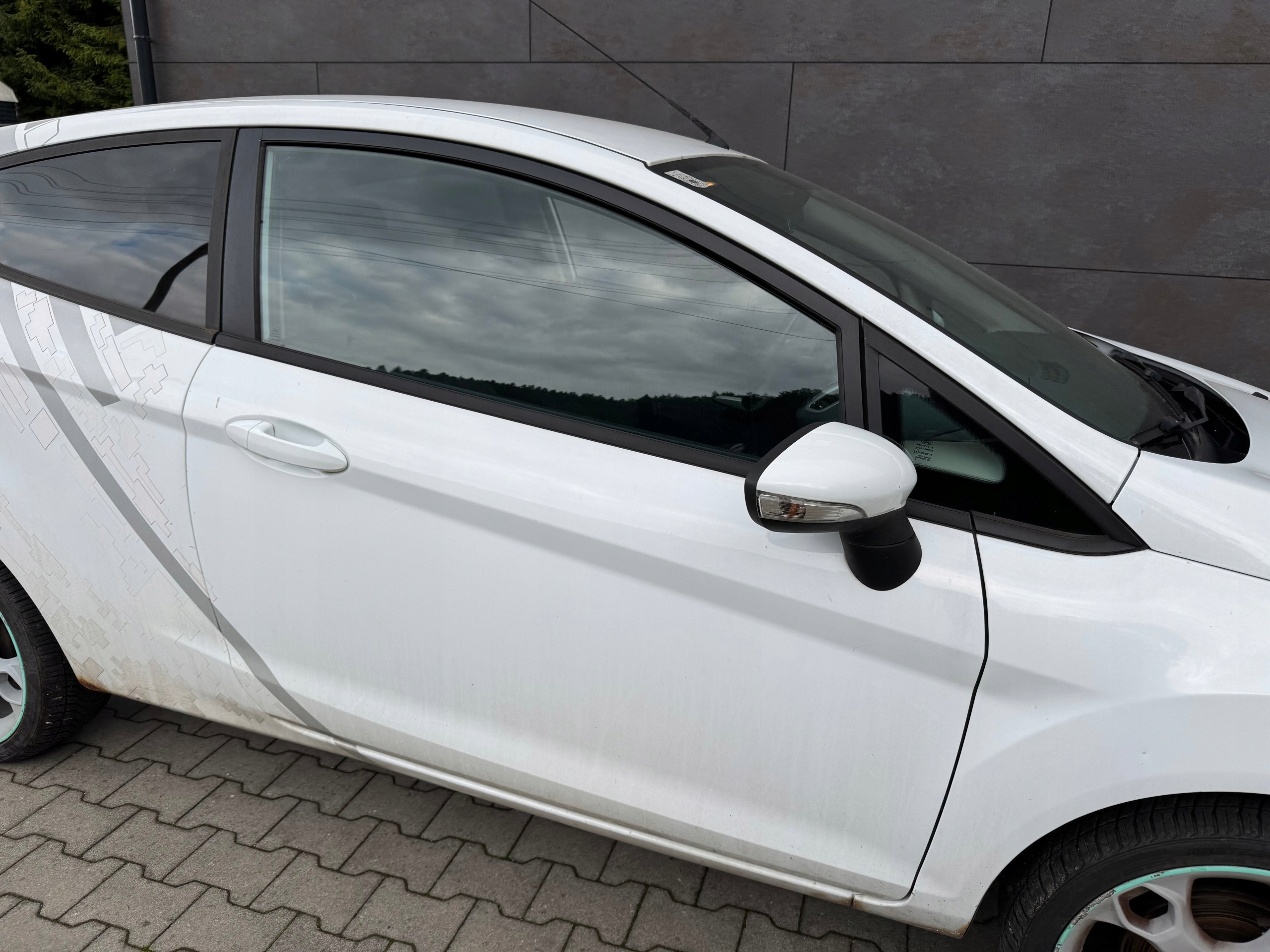 door right front FORD FIESTA MK7 H9 3D complete z lusterkiem eu