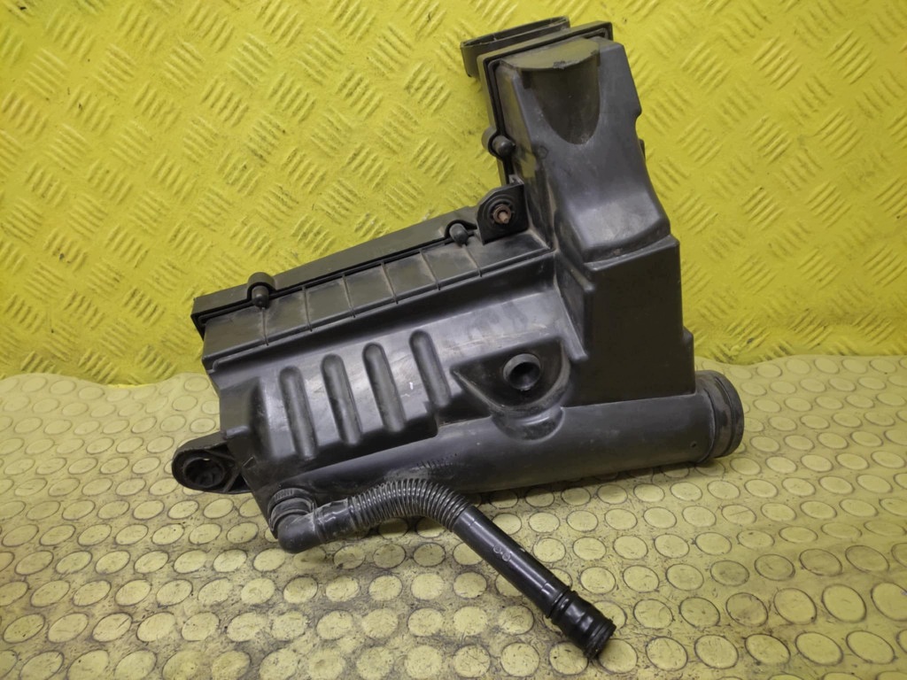 VW TOURAN und 1.9 TDI Gehäuse filter luft 3C0129607AF