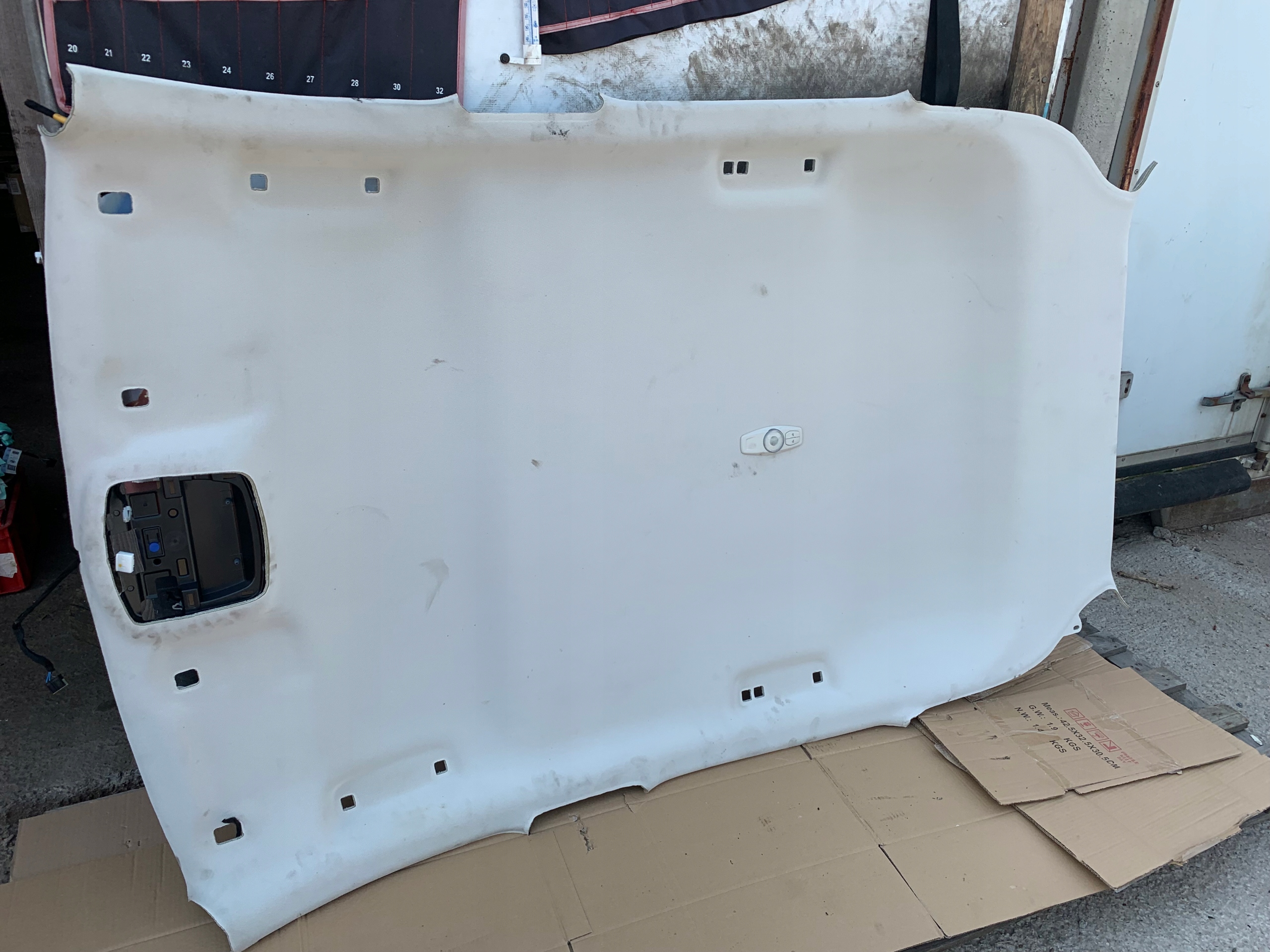 ОБШИВКА СТЕЛІ FORD EDGE MK2 2016-