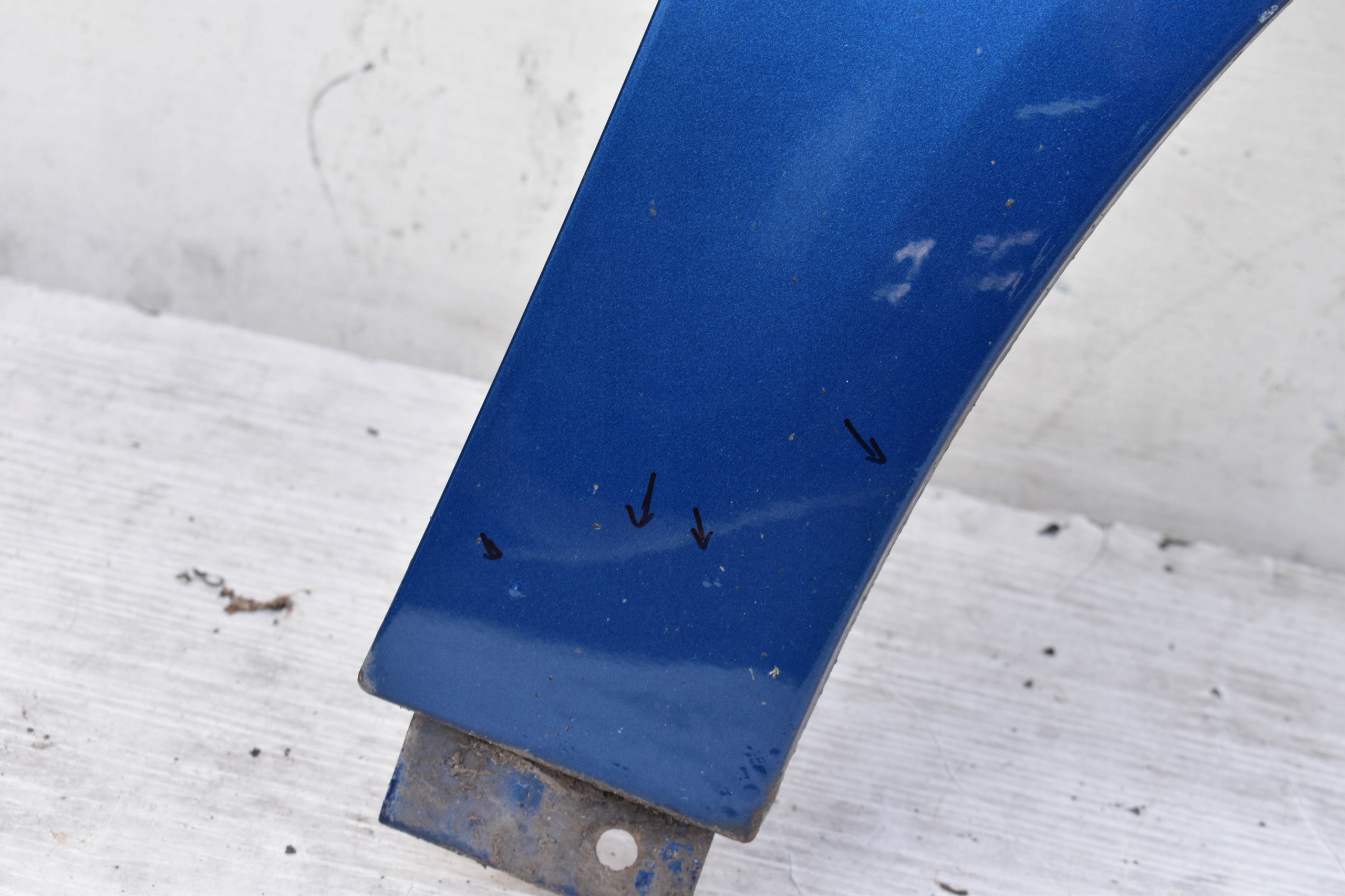 fender right front VOLKSWAGEN PASSAT B6 colour lakieru: LC5C