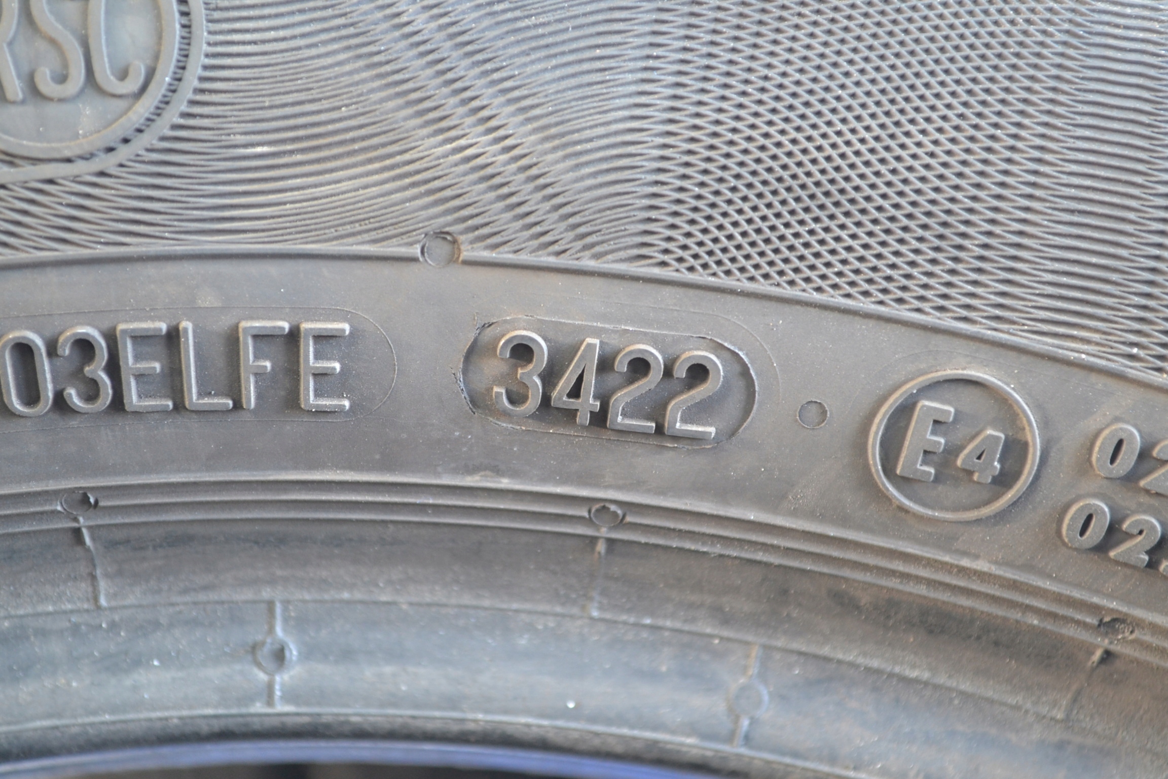 195/55R16 87H CONTINENTAL TS830P SSR x2szt 7777z Kod producenta 03531950000