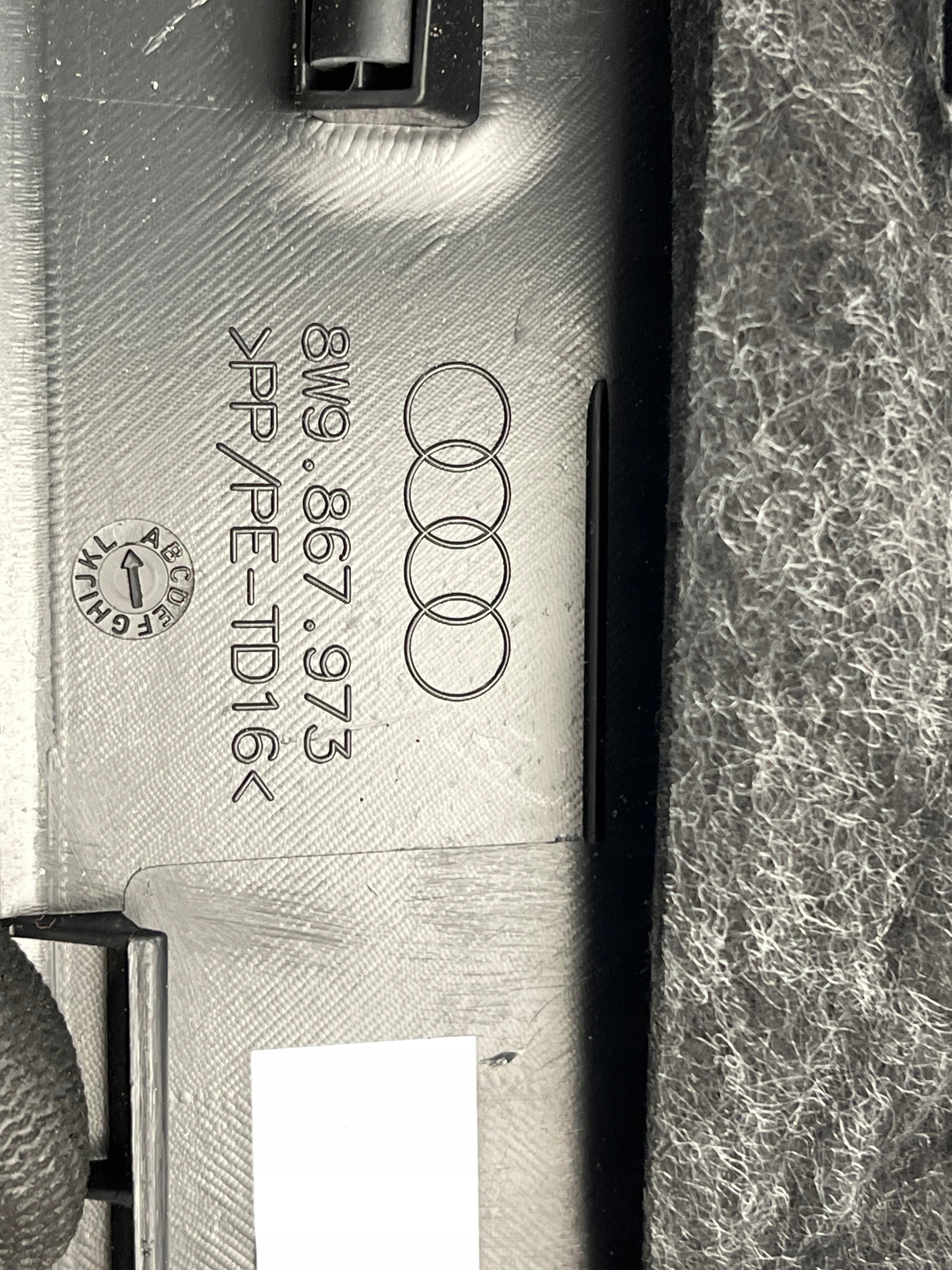 AUDI A4 B9 AVANT upholstery boot bonnet electrical 8W9867973 8W9867979