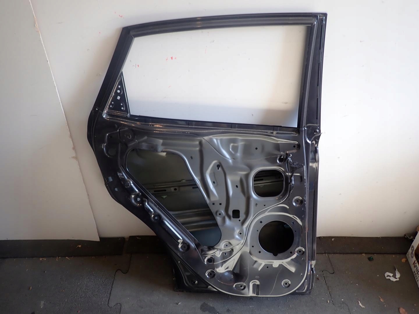 door rear part rear. left HYUNDAI KONA 2017
