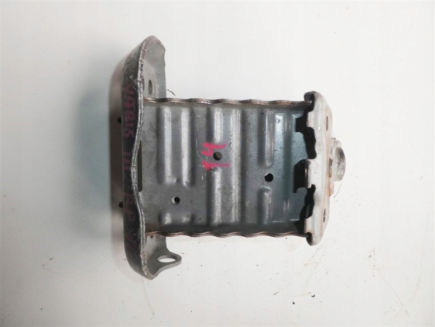 272626wtwrwfsnjiuhAZSXDC - Правая зона дробления TOYOTA YARIS III 11-14r 1G3