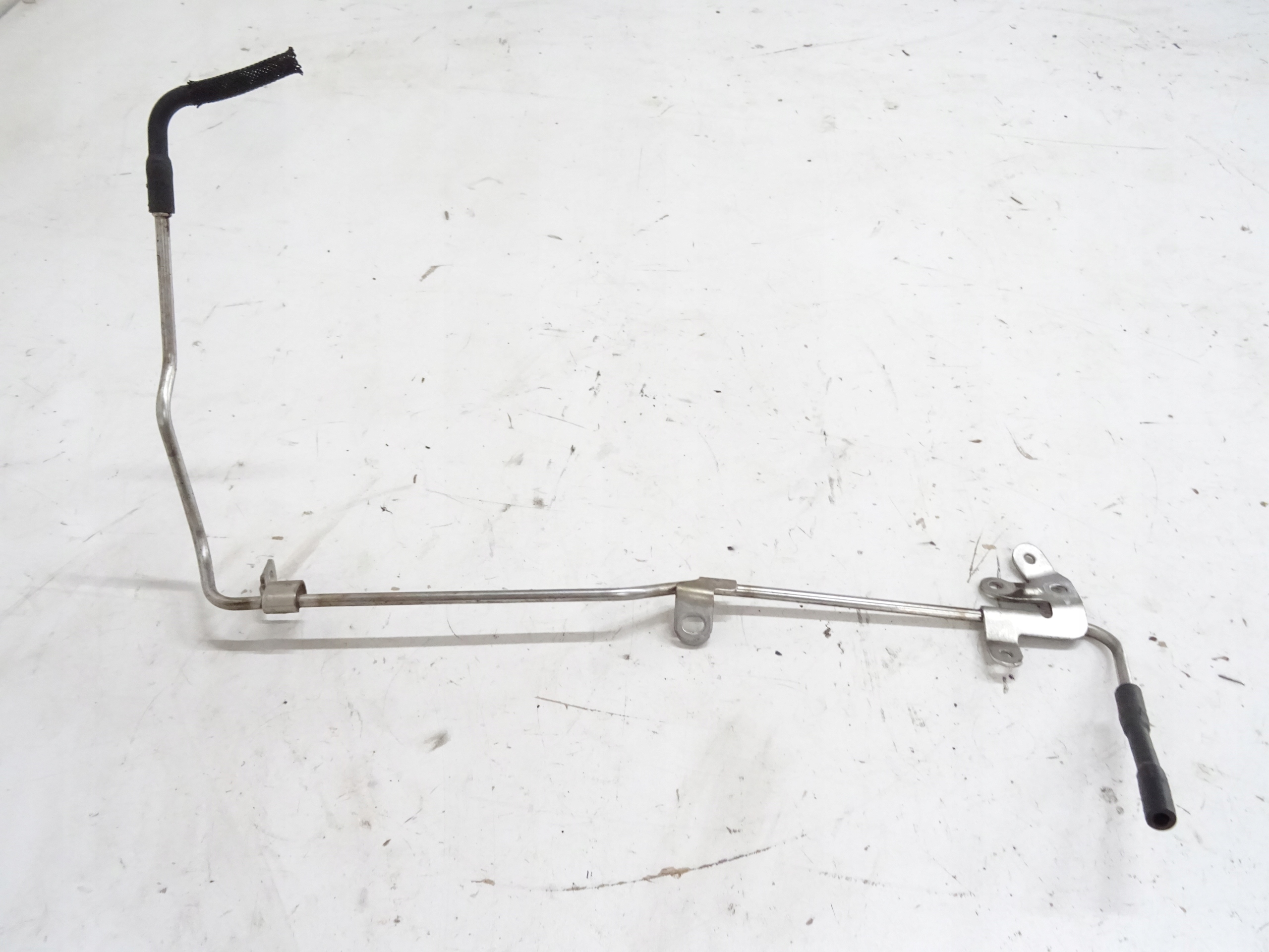 opel INSIGNIA A 1.6 патрубок давления