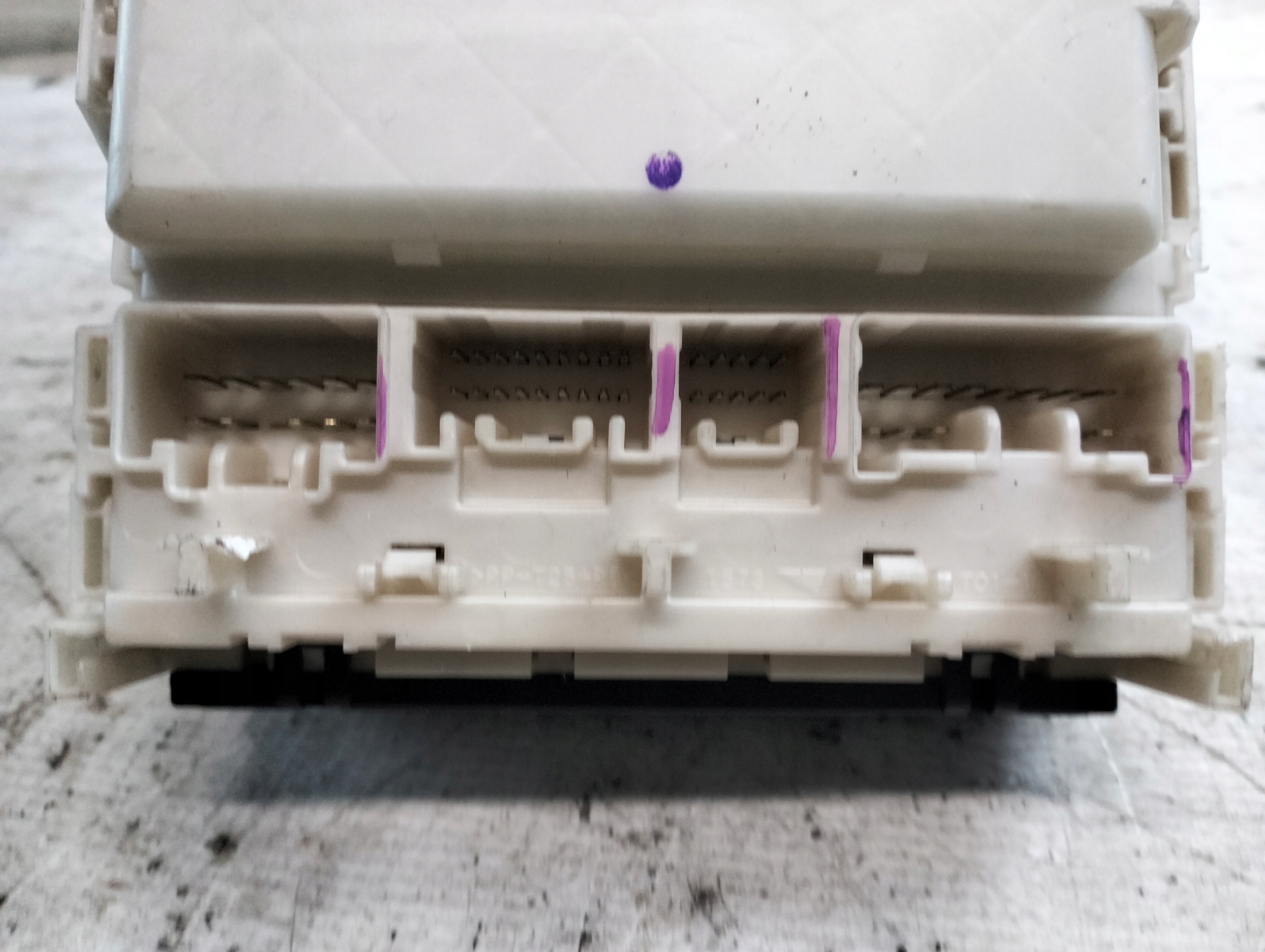 TOYOTA PRIUS 2 II Module BSI Module fusibles 80220-0550