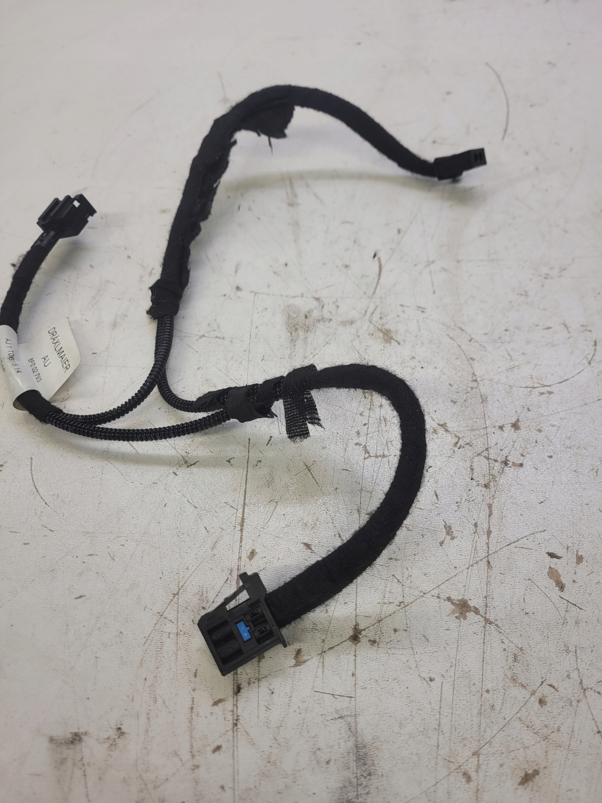 KABEL prijenos SWIATLOWOD AUDI A4 B8 A5 8F002793