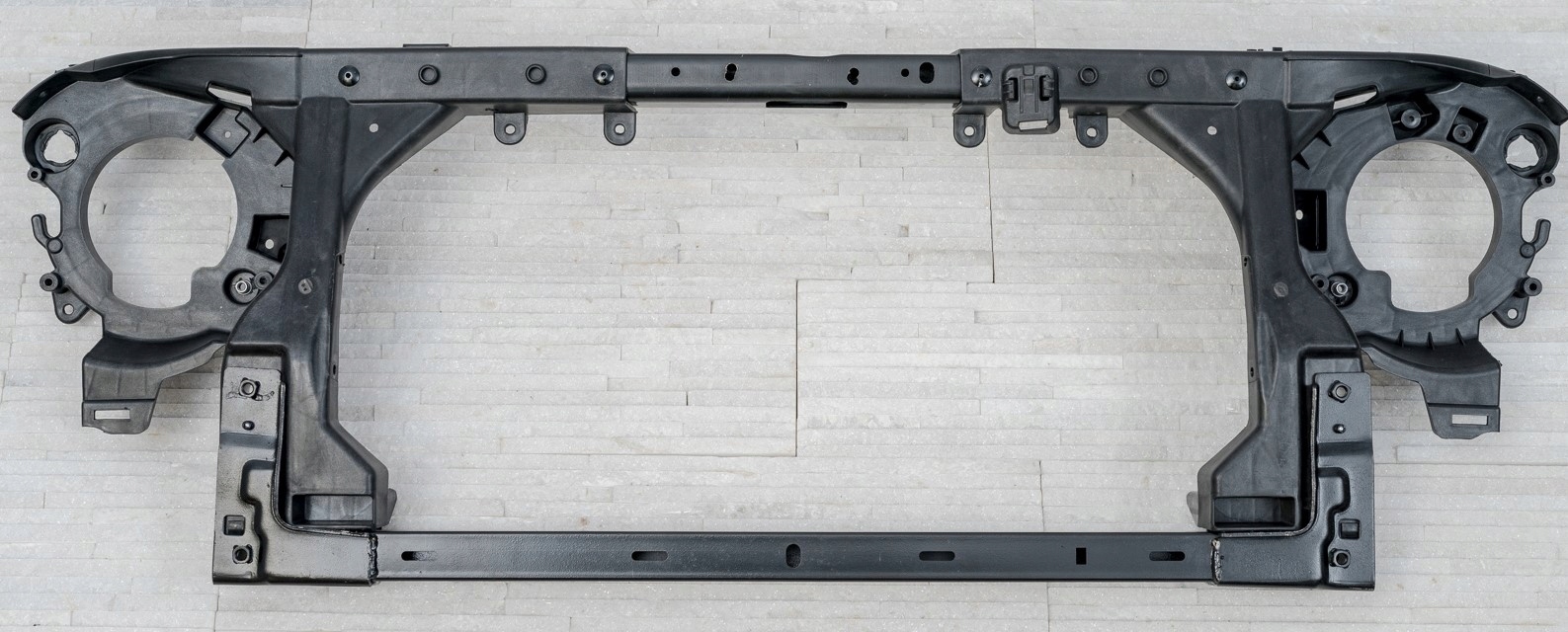 55077976AA - ПОСИЛЕНИЙ РЕМІНЬ ПЕРЕДНЯ РЕШІТКА МАНЕКЕН WRANGLER JK