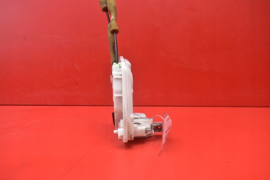lock door left rear part rear MAZDA 3 2 II BL 5D HB 09-13