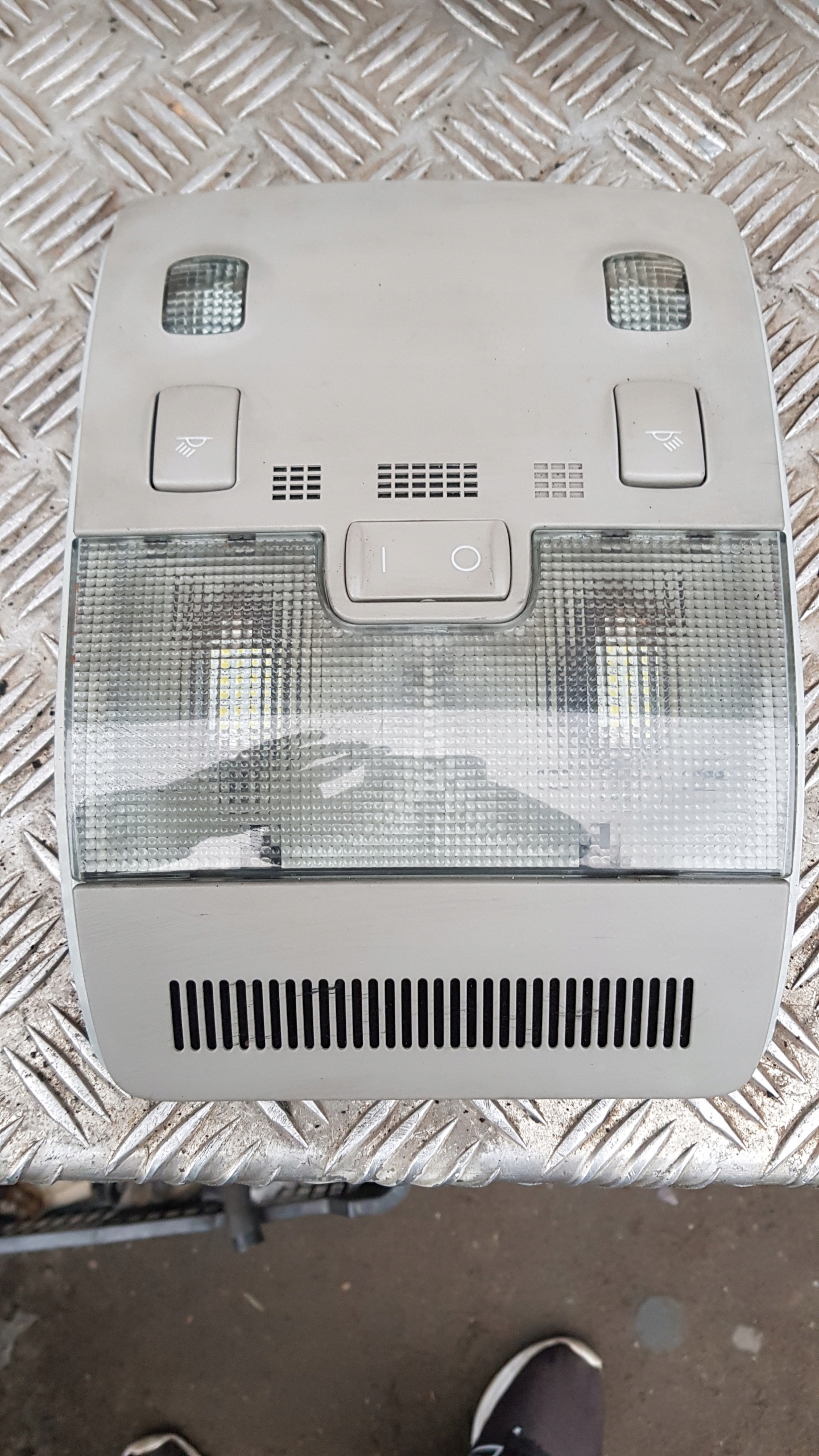 A4 B6 Освещение Кузова лампочка