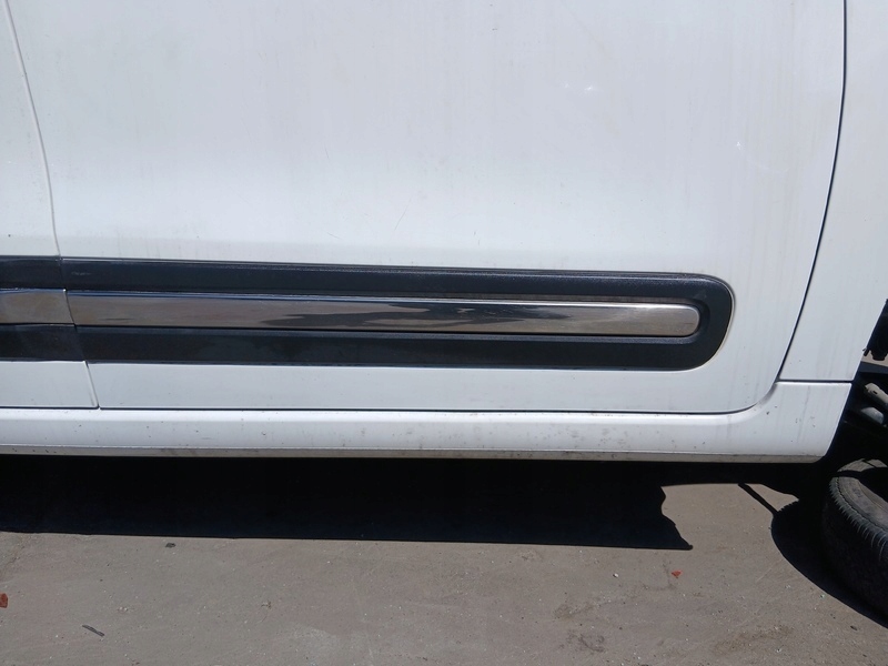 door front left FIAT 500L NR LAK 934A