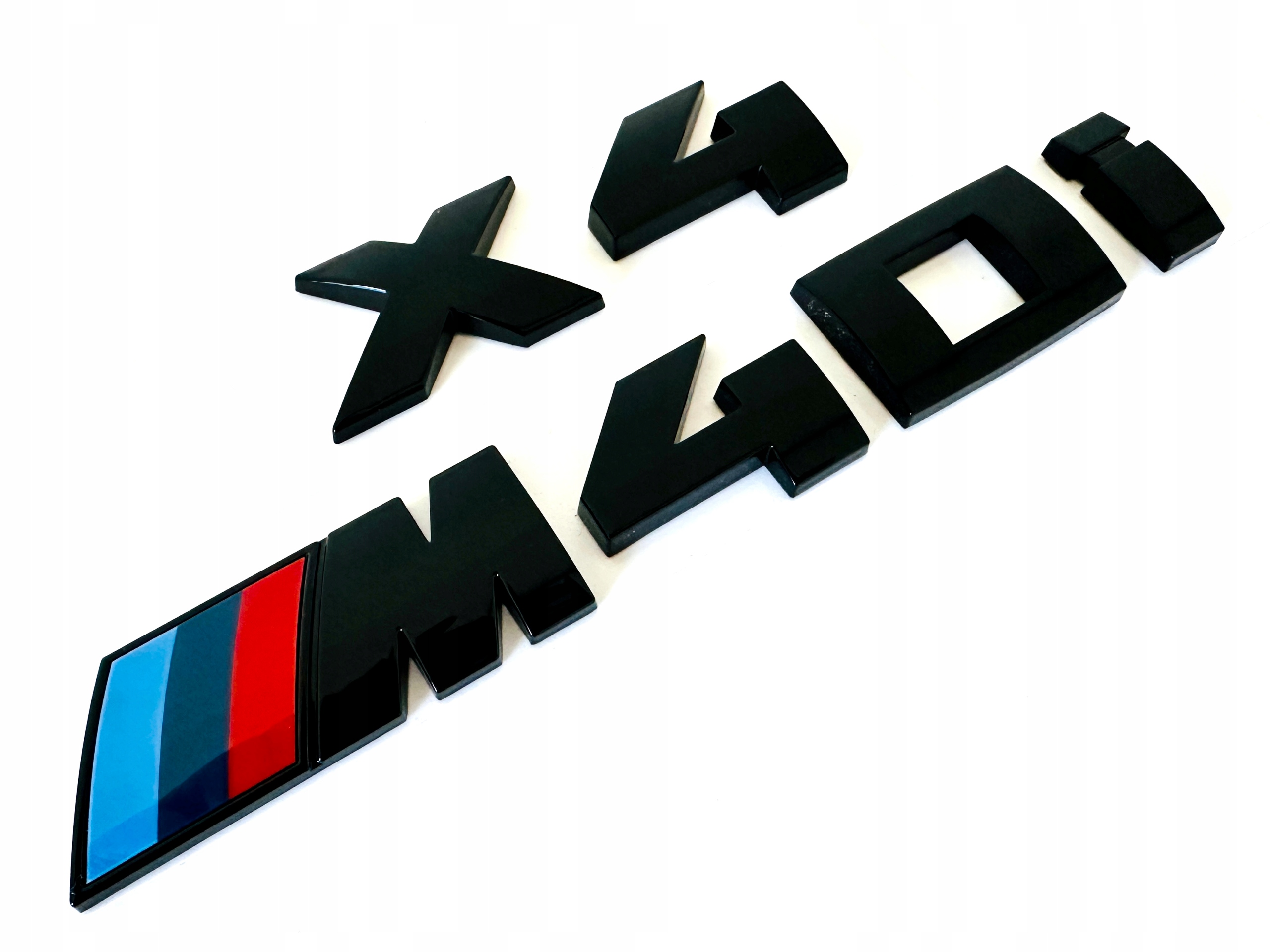 Bmw X4 M40i X4 M 40i emblém logo znak nápis čierny