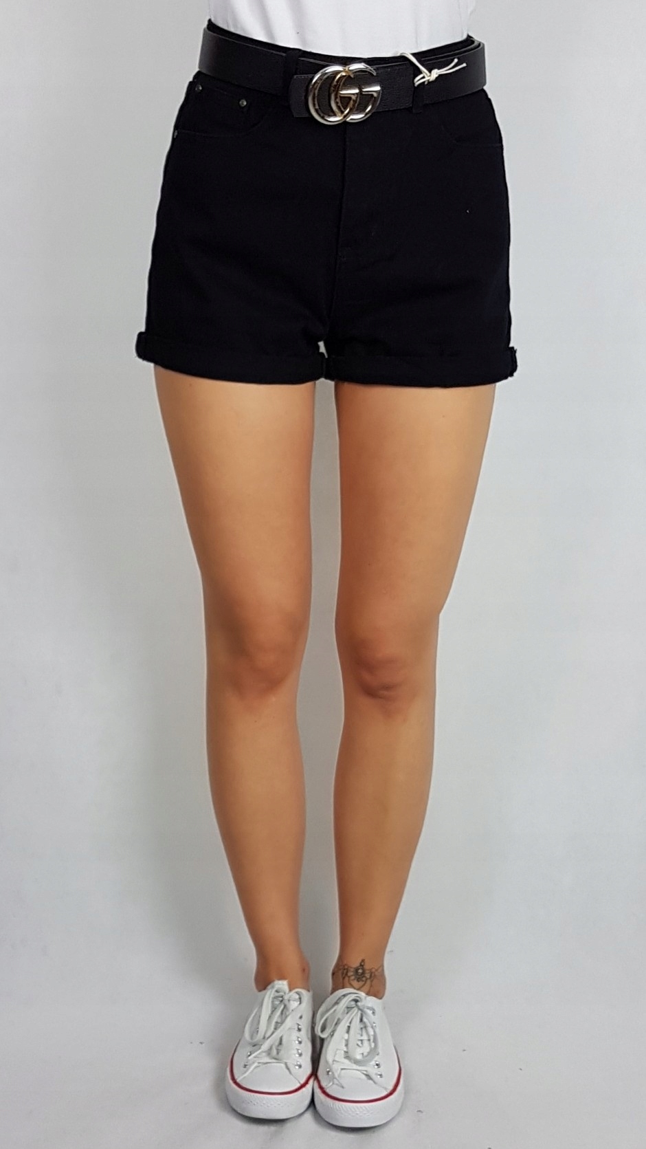 KRÓTKIE SPODENKI TYPU BOYFRIEND CZARNE ROZ M Płeć kobieta