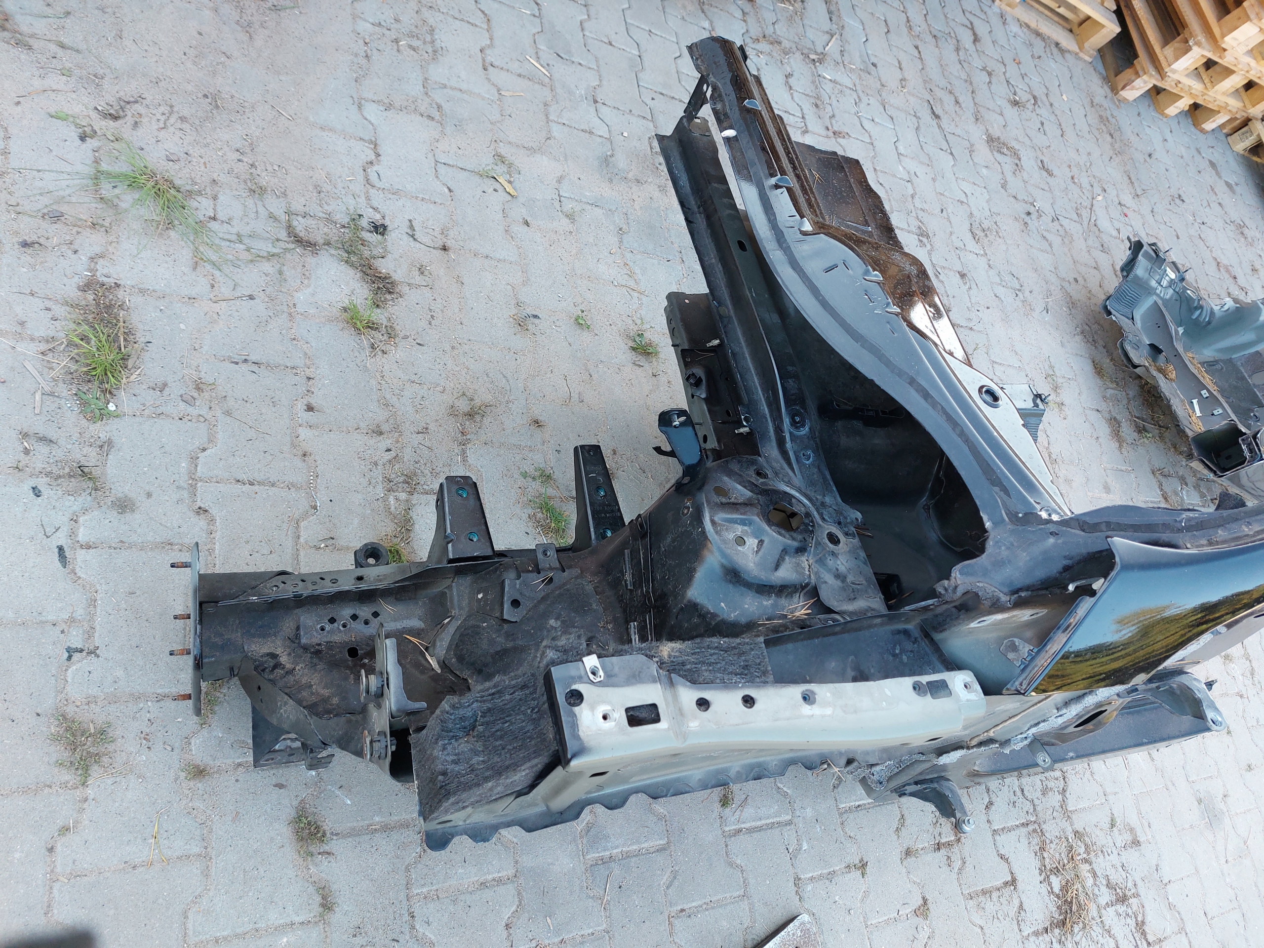 EDGE II PODLUZNICA LEWA PROG SLUPEK CWIARTKA Part number EDGE II PODLUZNICA LEWA