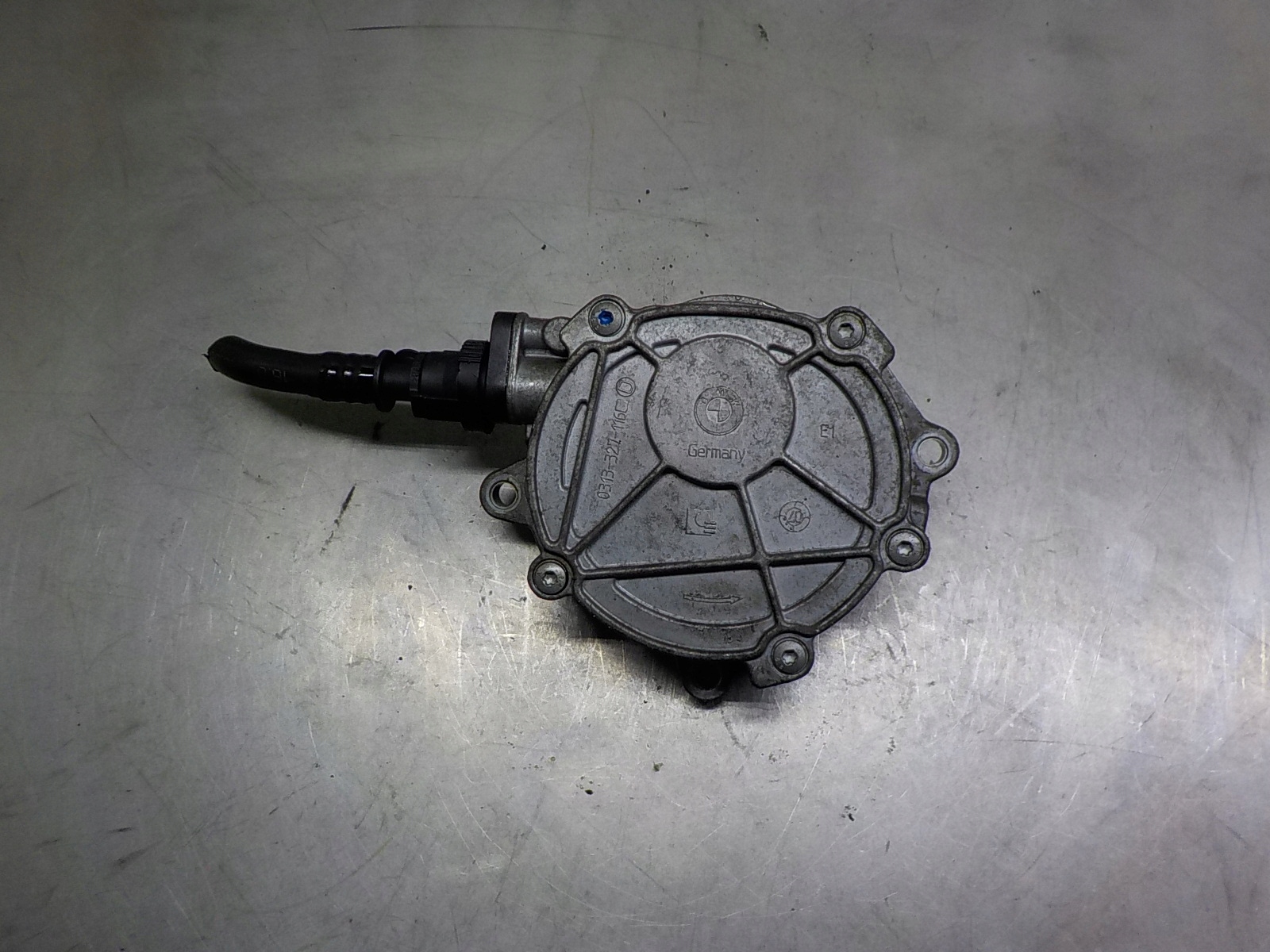 BMW 3 (E90) 2.0 B Pompa VACUM 0313-327-116D