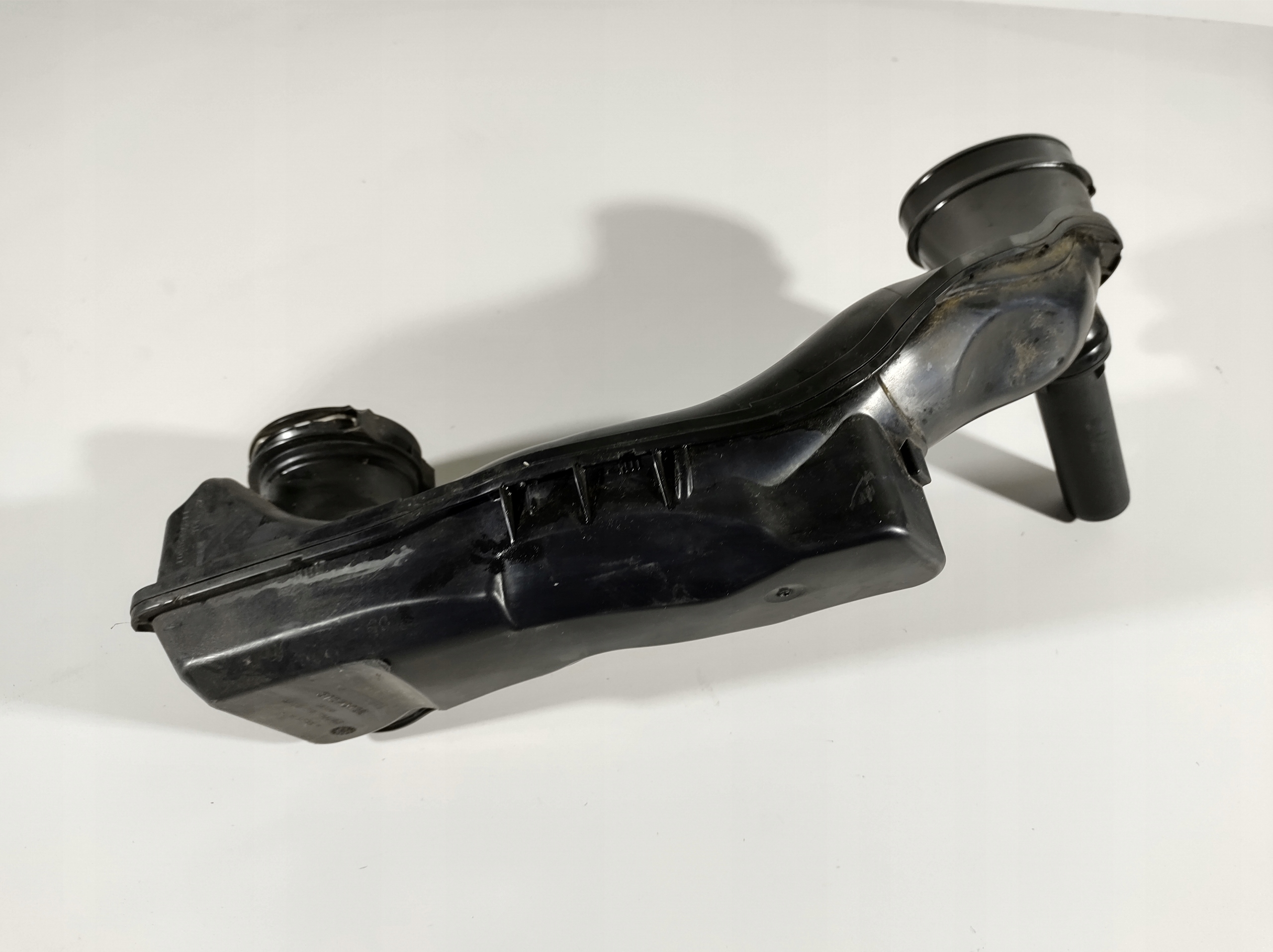 31370187, 31431981 - VOLVO V40 2.0 D4 12-труба шланг повітропровід