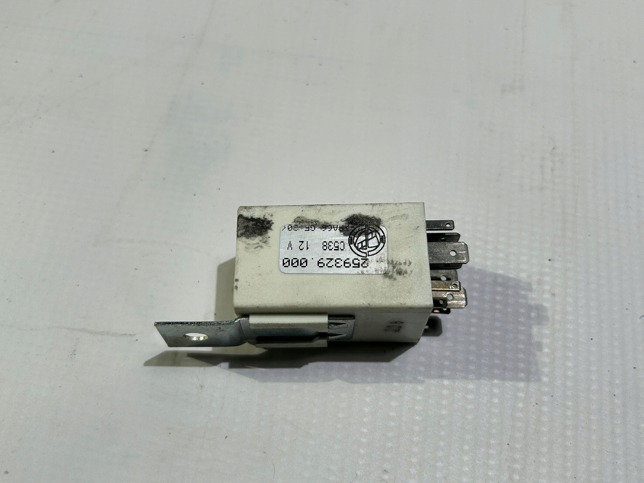 Module Unité de contrôle Relais Siège Passegers Maserati GranTurismo 2008