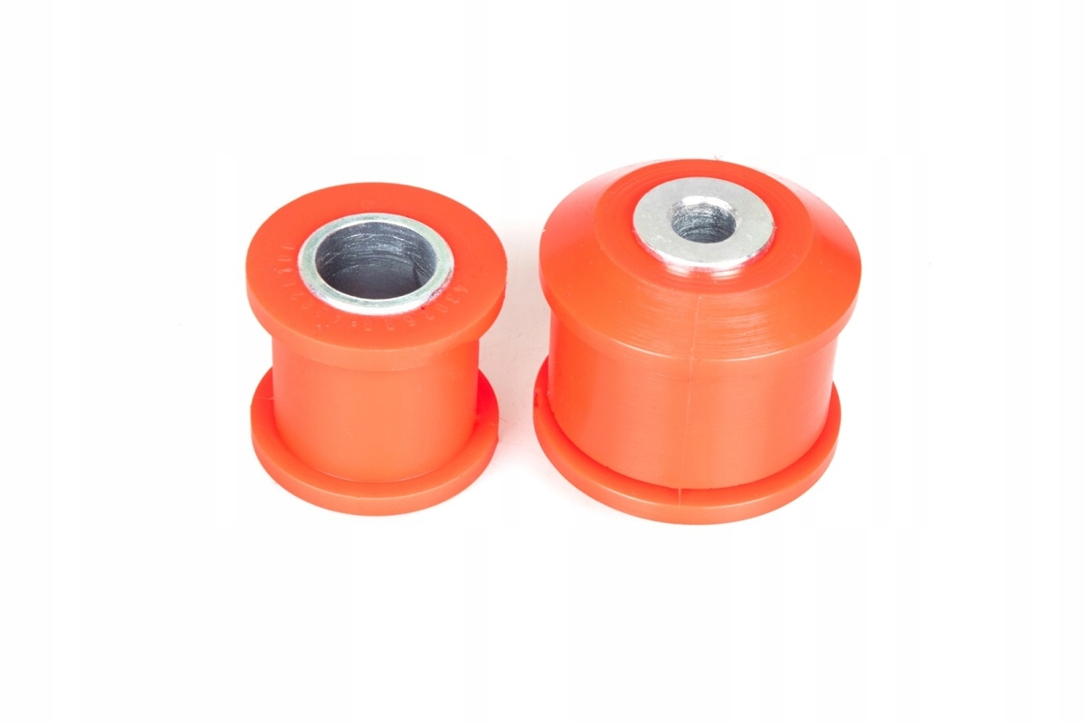 Přední/zadní panhardové pouzdro (sada) Nissan Patrol Y61 2000-2010