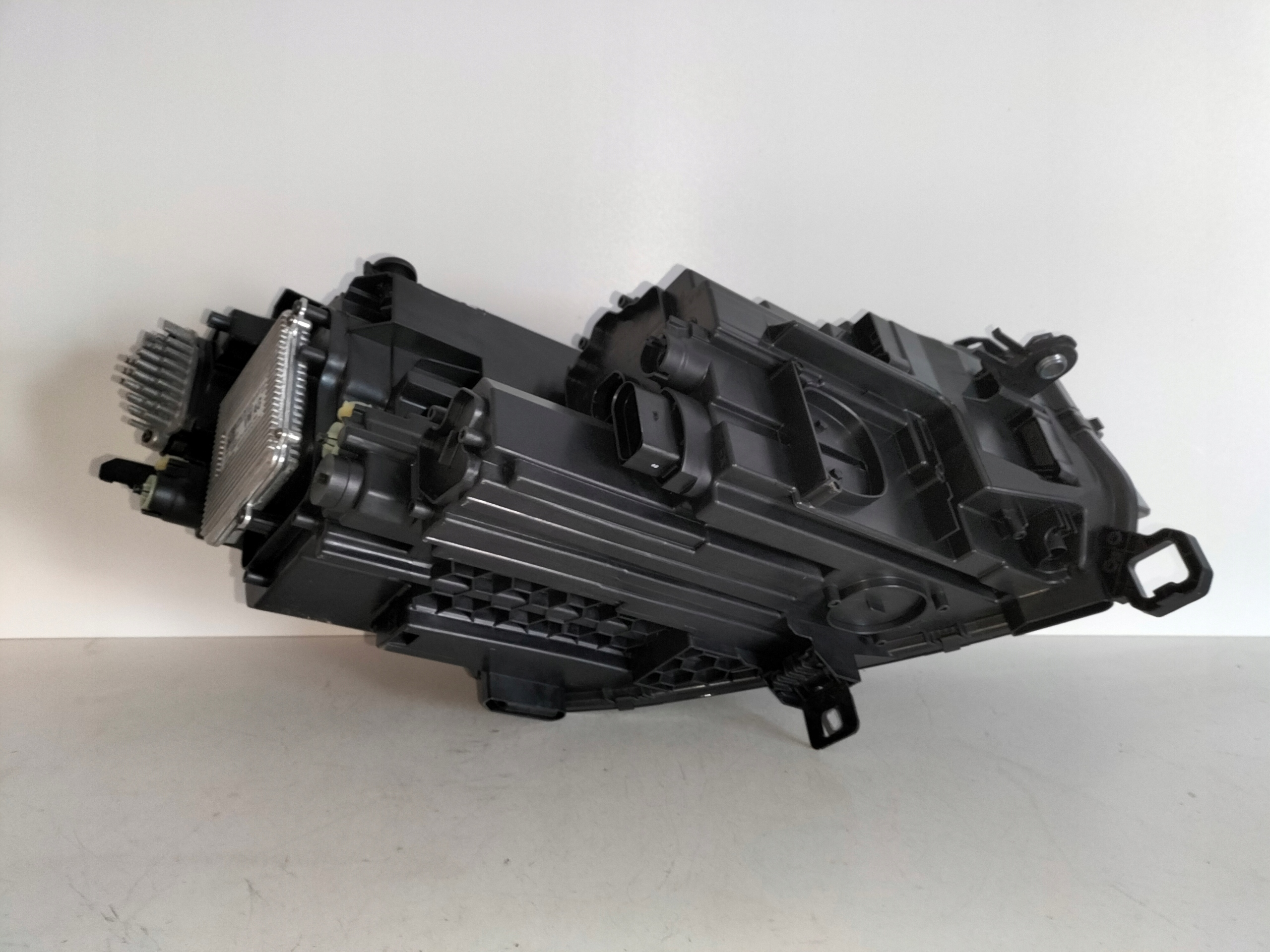 light front reflektor left VW TIGUAN 3 III 24- FULL LED