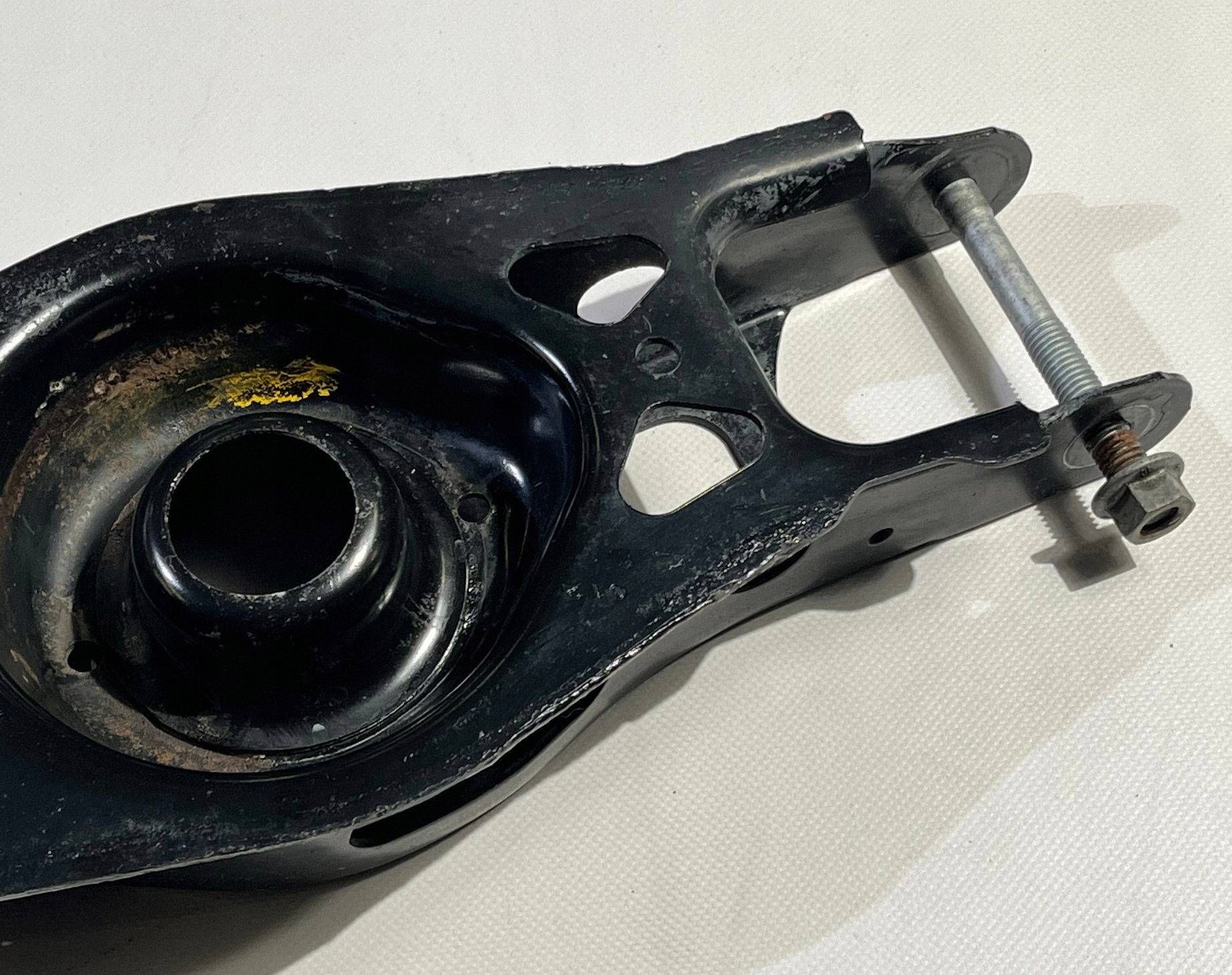 arm rear lower right left Dodge Charger Challenger 6.2 6.4 SRT 2015+