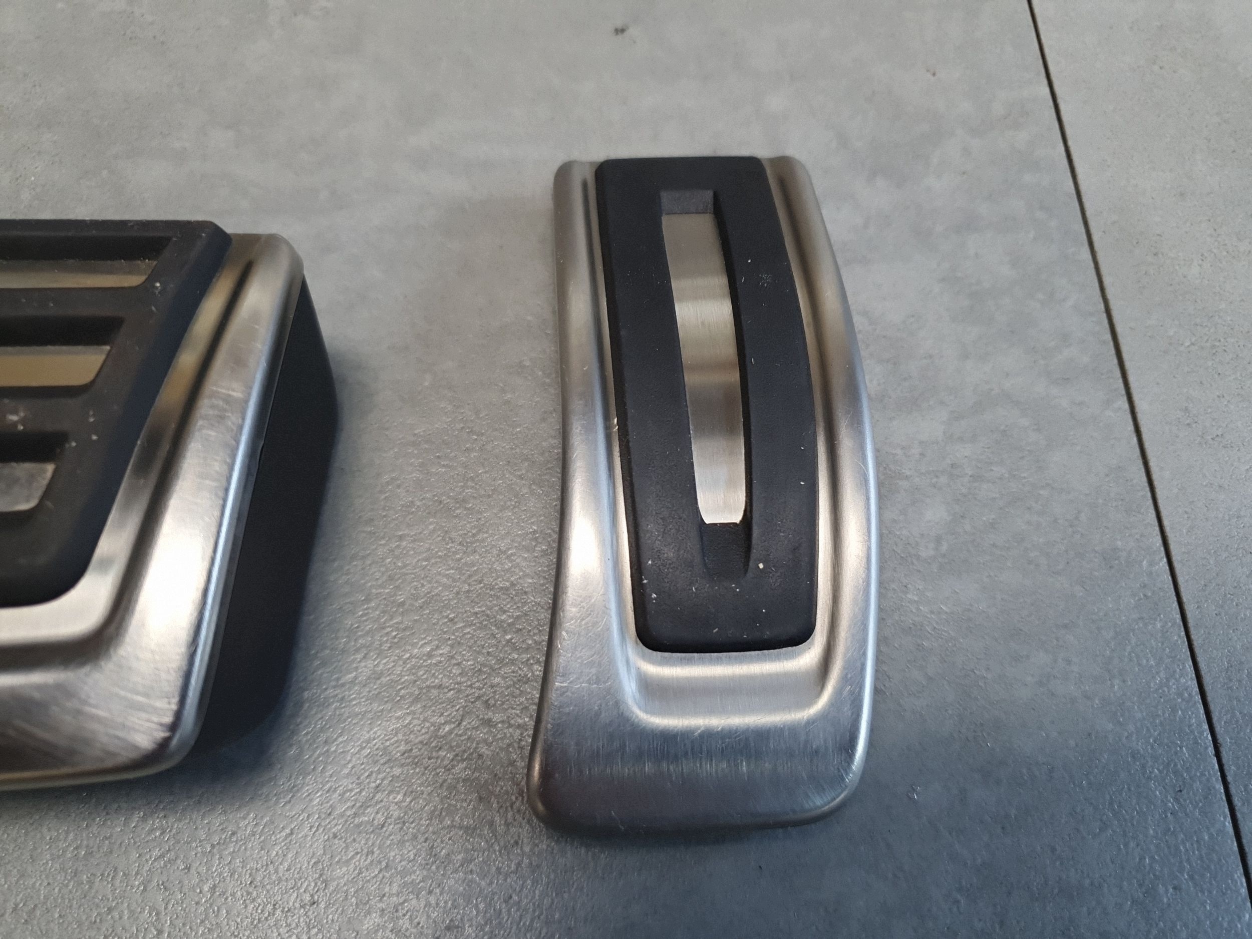 Audi SQ6 e-tron blende gehäuse für pedale 85B723173 8W0721173