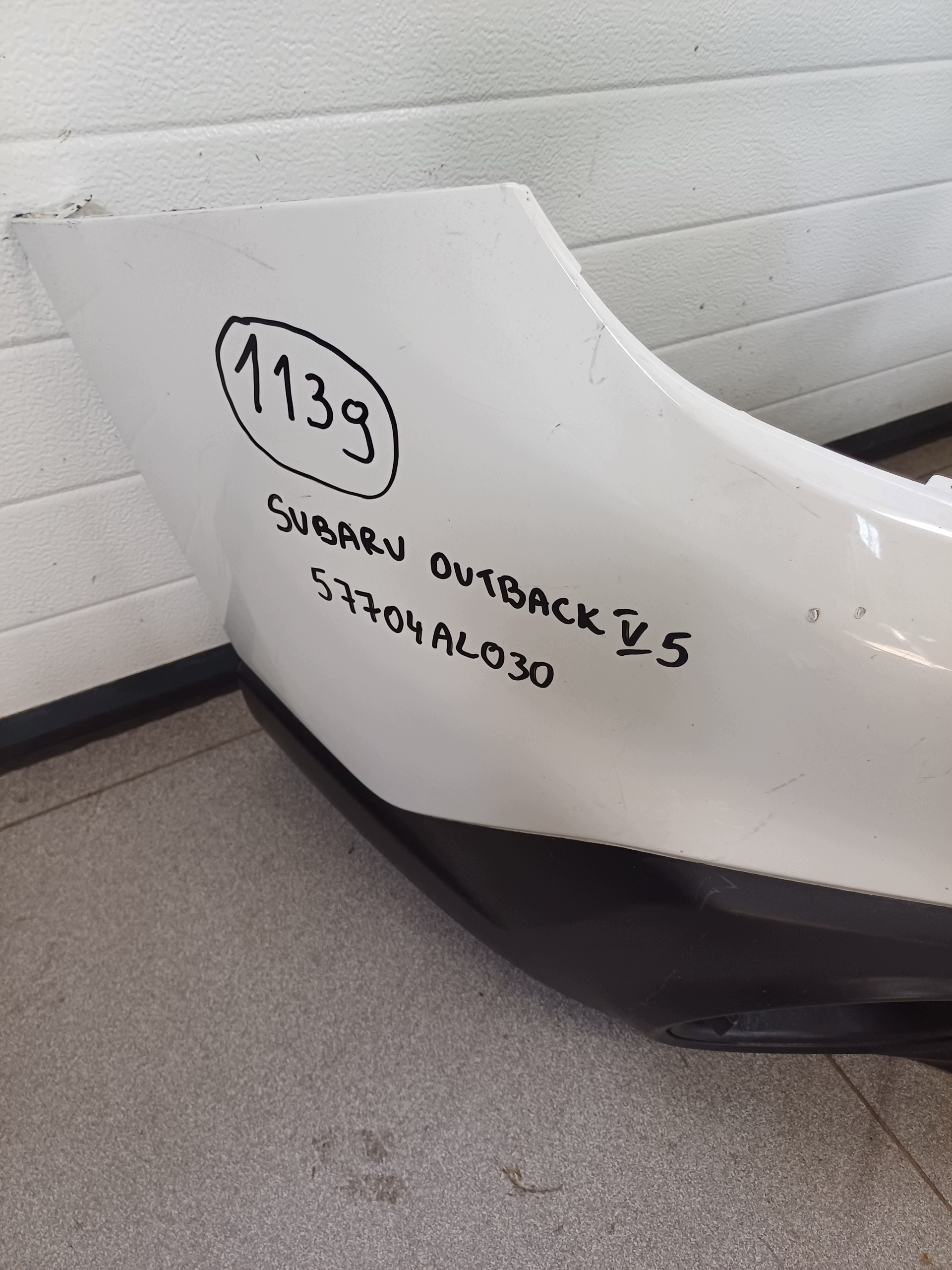 bumper front front SUBARU OUTBACK 5 V 57704AL030