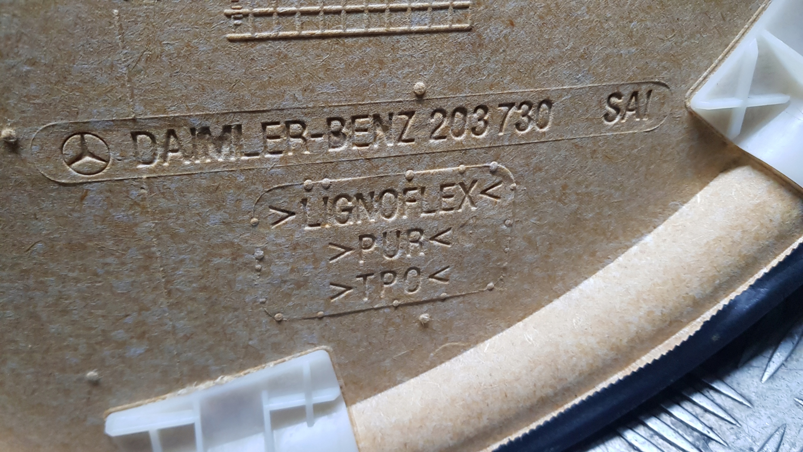 MERCEDES W203 side upholstery left rear part DEKOR LIFT