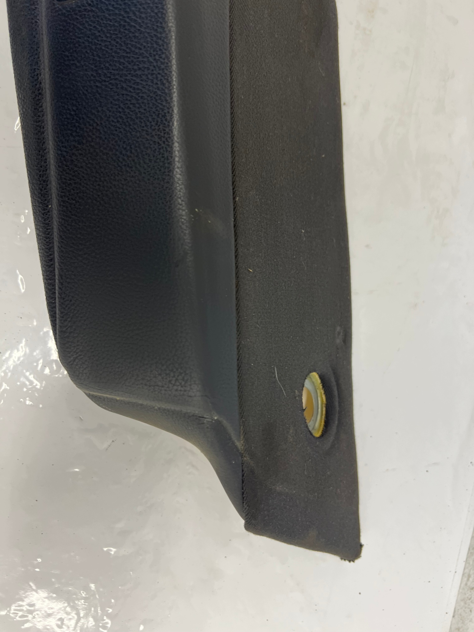 side KANAPY left rear part 8E0880441A AUDI A4 B7 KOMBI S-LINE leather 04-08R.
