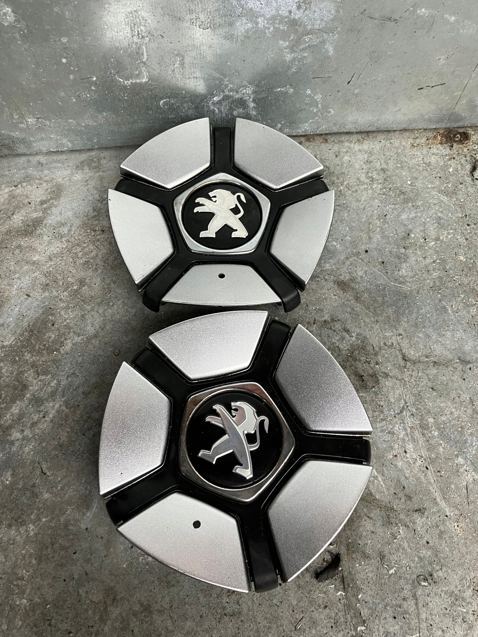 КОЛЕСНЫЕ ДИСКИ 3008 HYBRID4