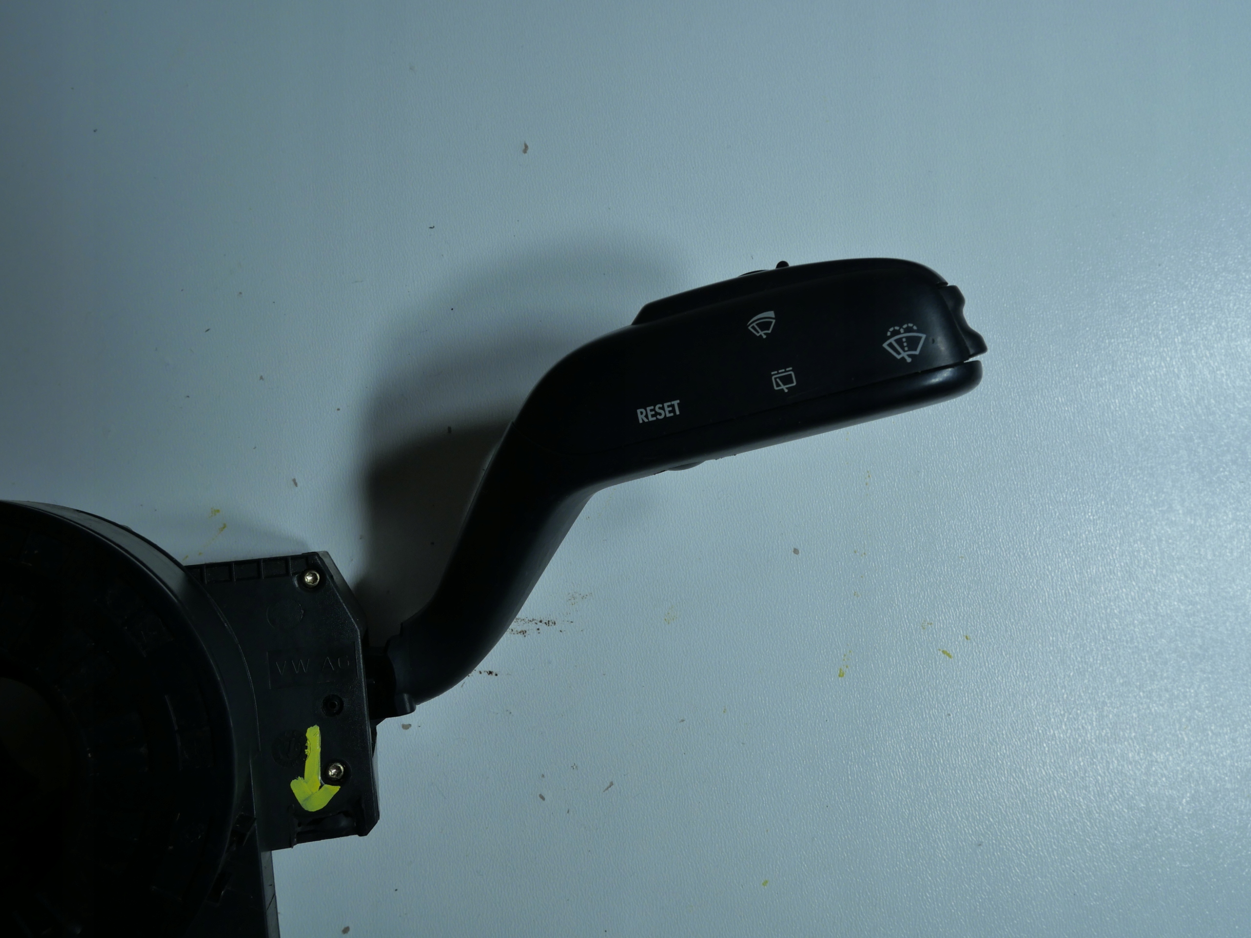 steering wheel levers and controls ring VW T5 7H0