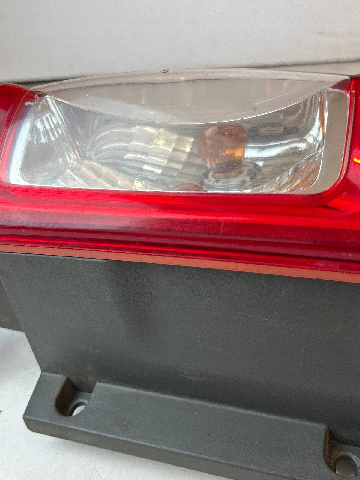 light rear part rear left Renault Trafic II Vivaro A Primastar Lift