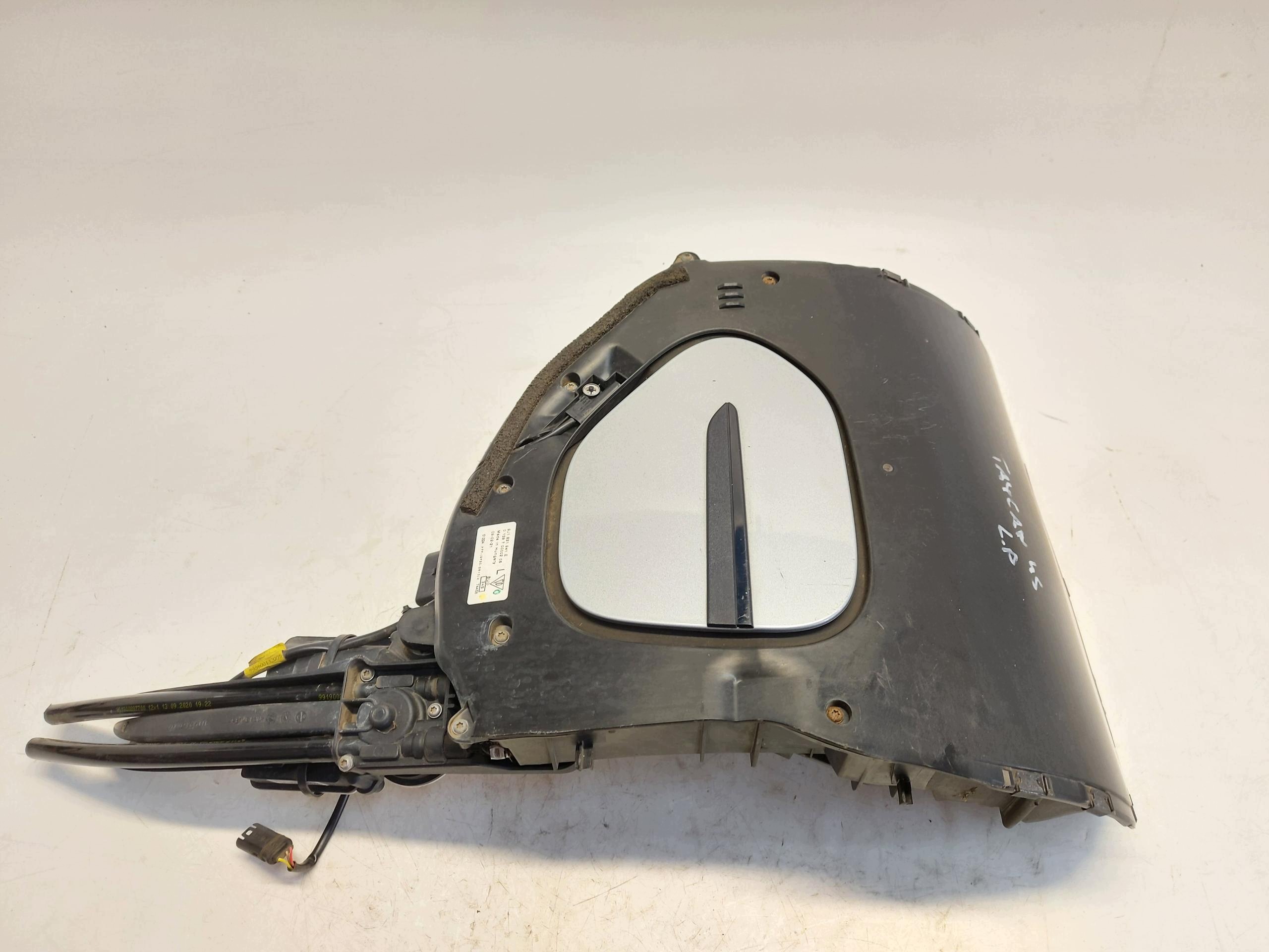 Porsche Taycan 4S 9J1 2021 Gniazdo klapka ladowania bal 9J1821941E