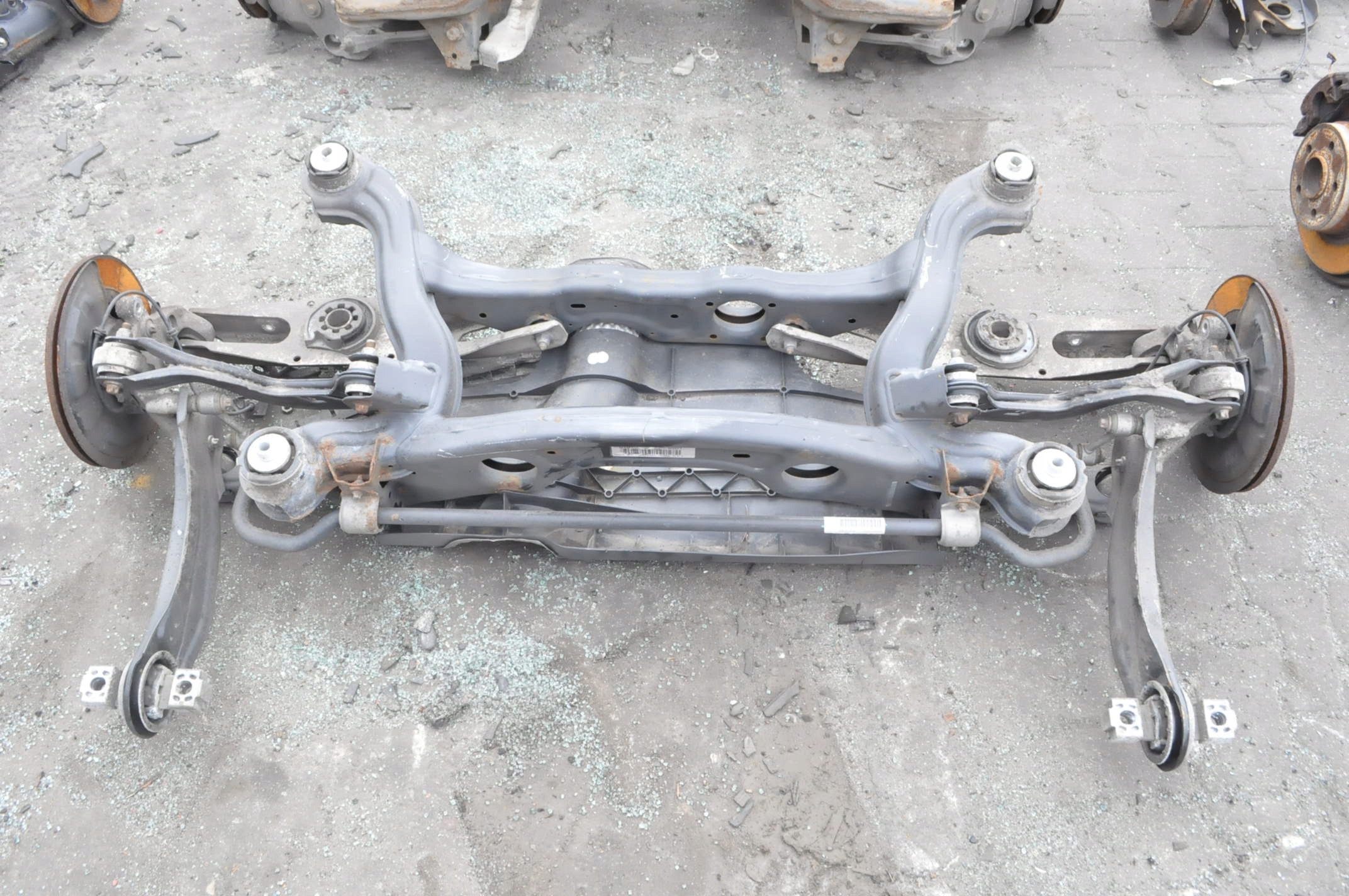 MERCEDES GLA W156 2.2 CDI ZAWIESZENIE BELKA TYŁ 2463509501