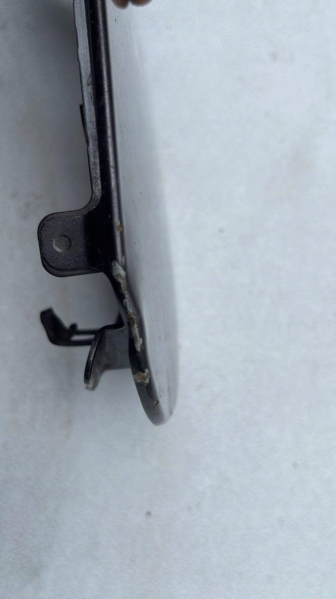 Pokrywa wlewu paliwa Mazda KB7W42410 Producent części Mazda OE