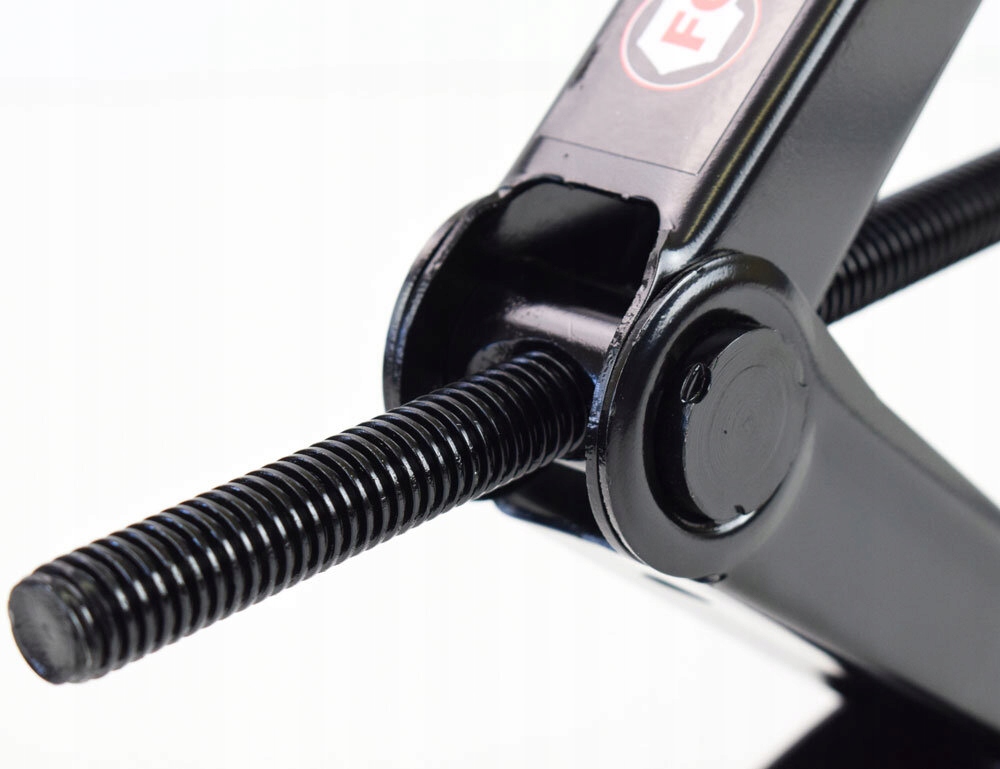 PODNOŚNIK SAMOCHODOWY TRAPEZOWY 2T GUMA TORBA Marka Luxtom